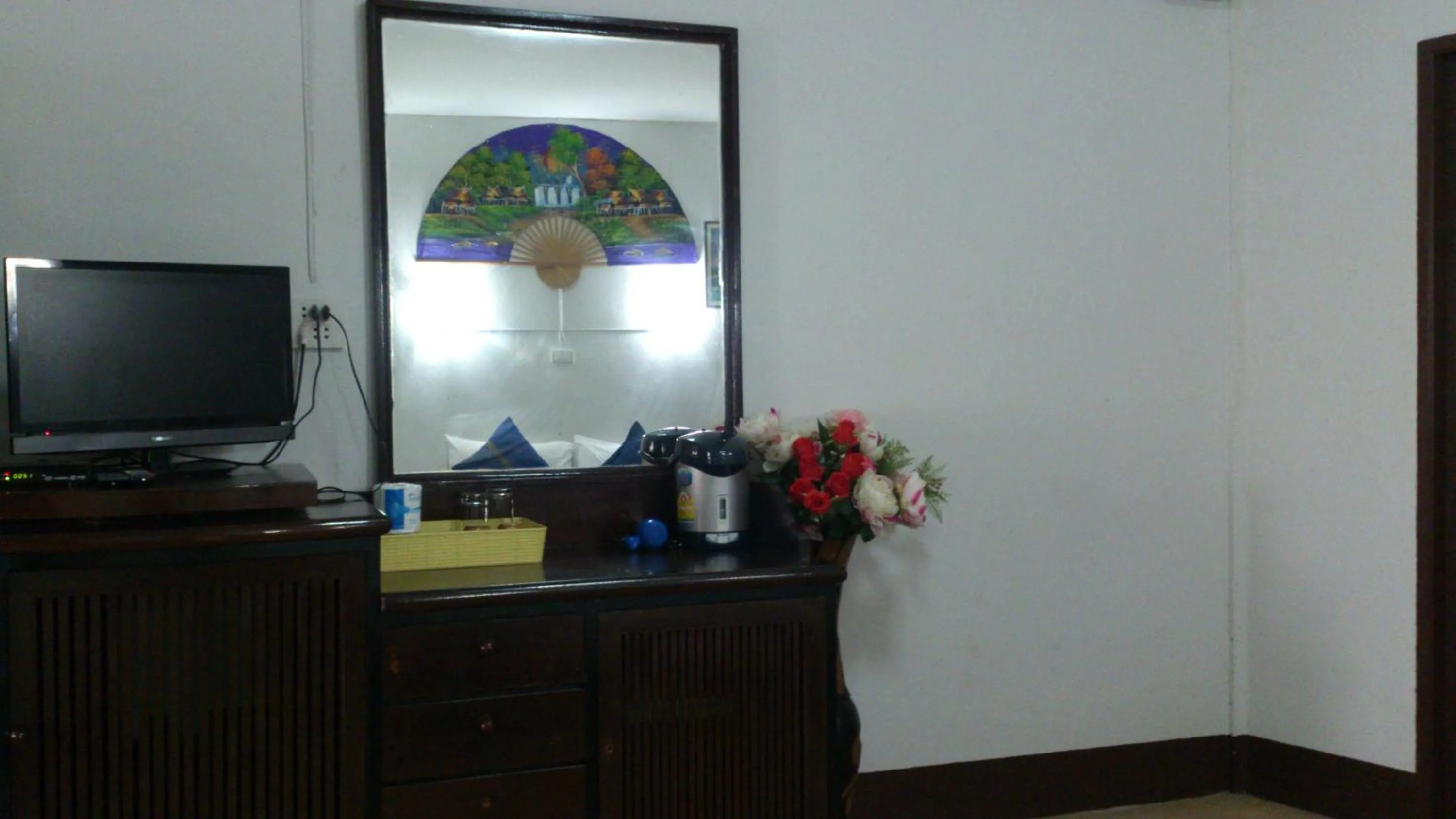 TV and multimedia in The Krabi Forest Homestay