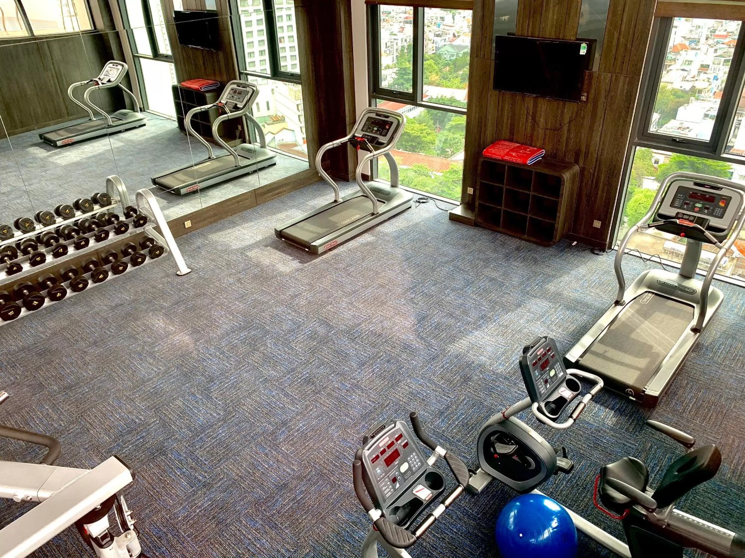 Fitness centre/facilities in Muong Thanh Luxury Saigon Hotel