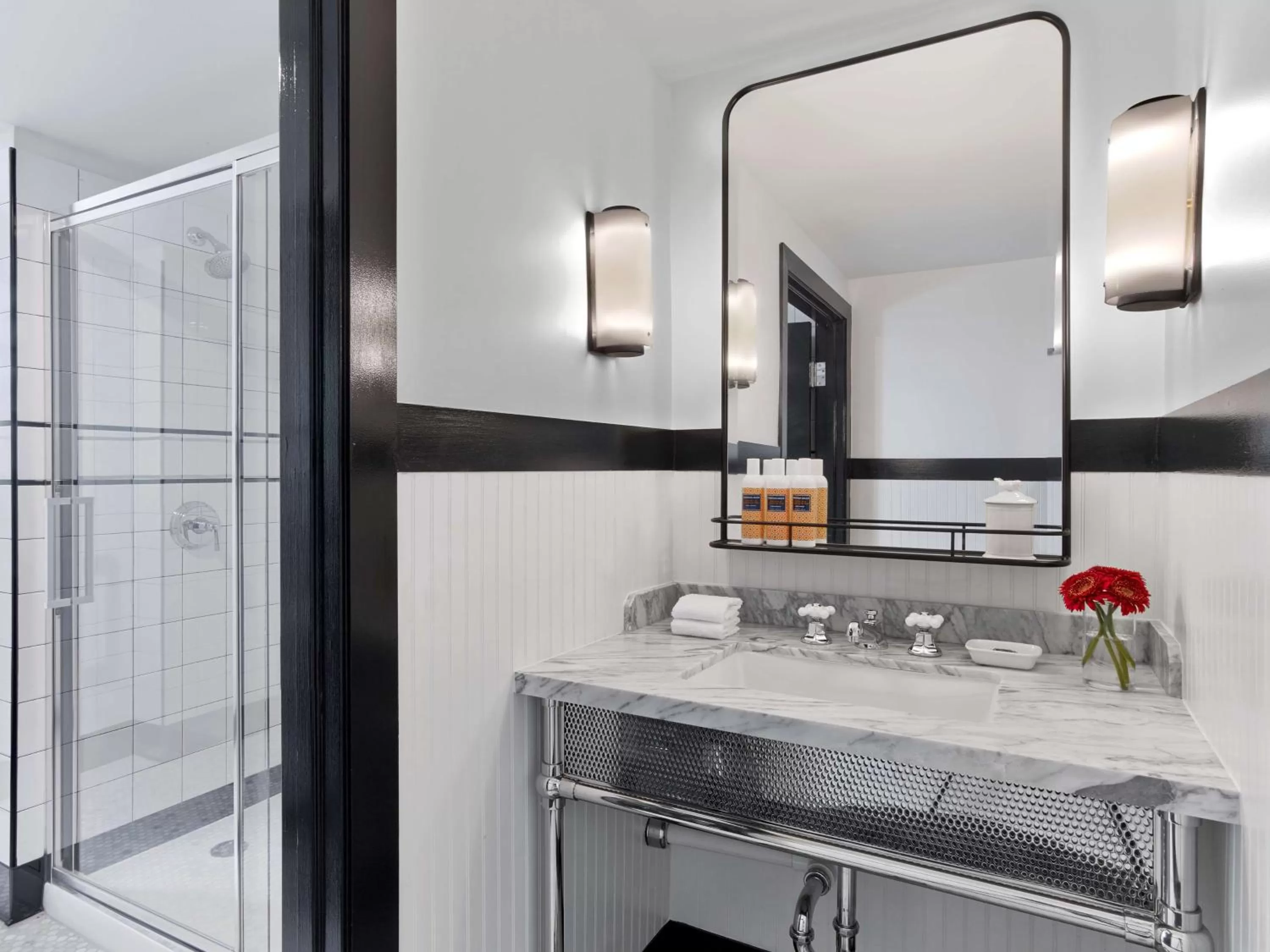 Bathroom in Hotel Revival Baltimore