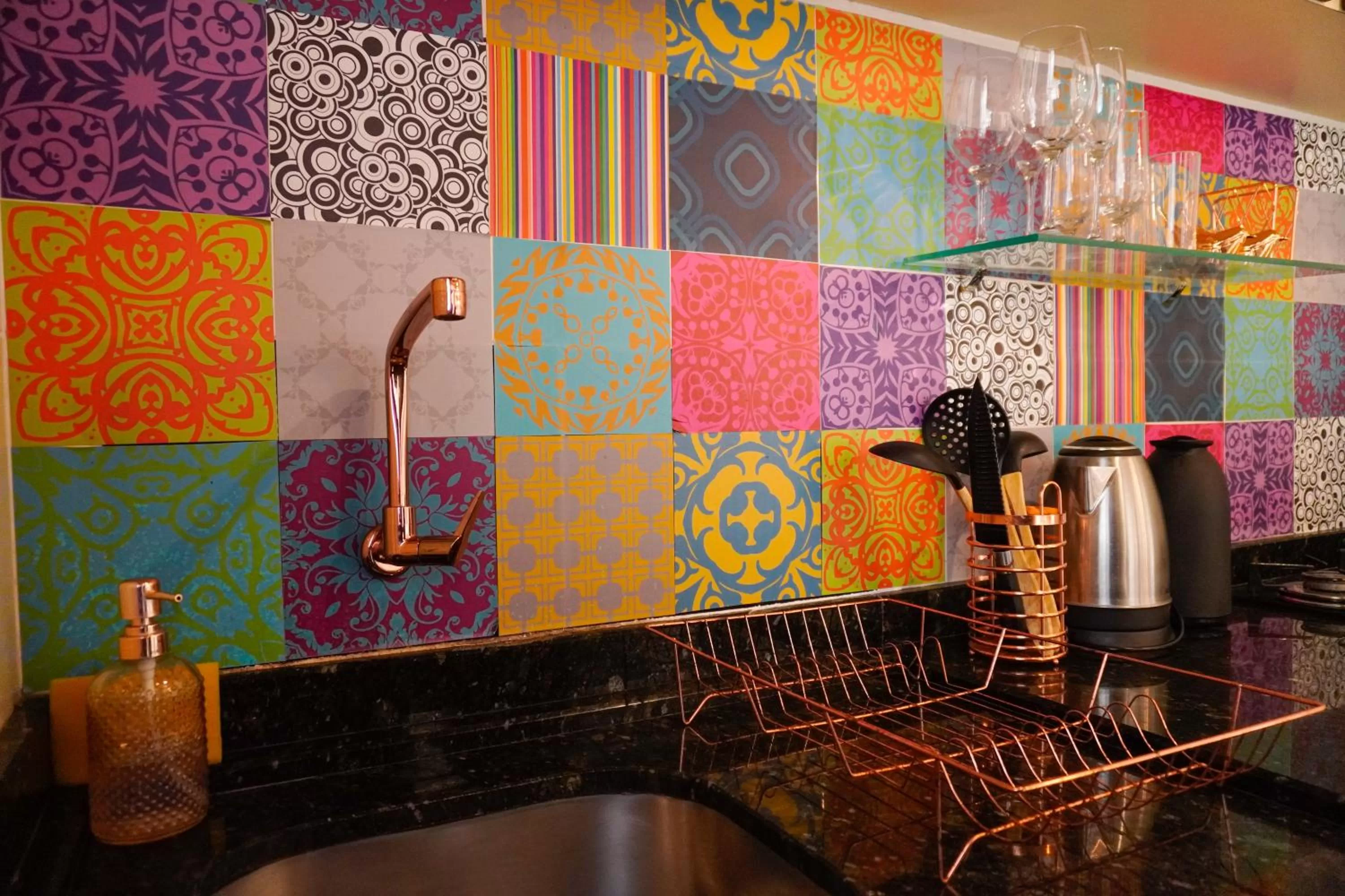 kitchen, Bathroom in Pousada Dunasol Floripa