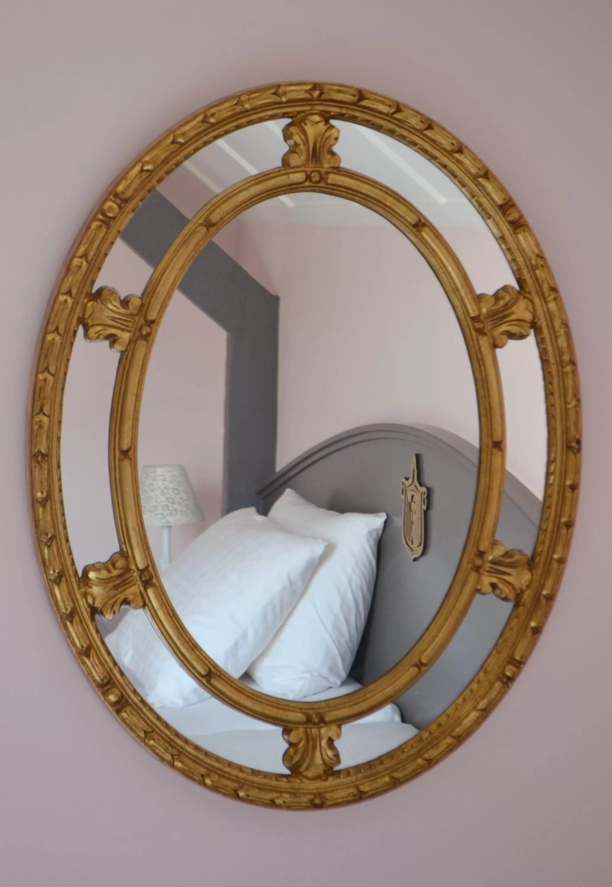 Decorative detail, Bed in Kasteel Aldenghoor