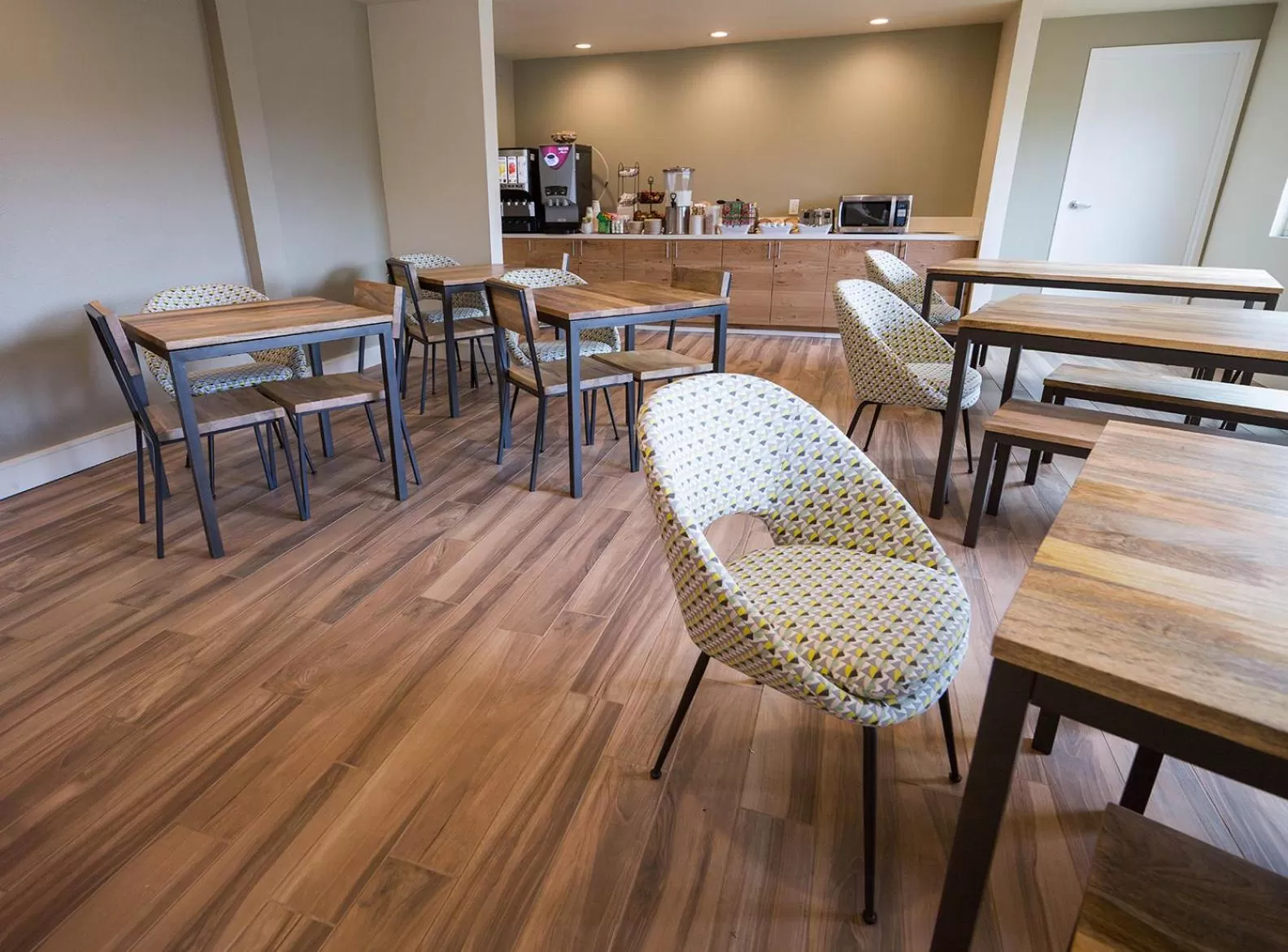 Restaurant/places to eat in Hotel Focus SFO