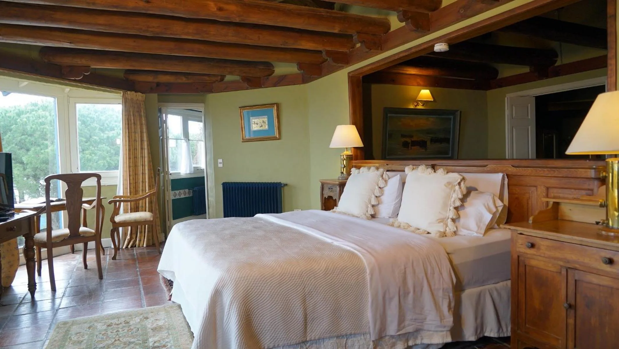 Bed in Las Cumbres Hotel