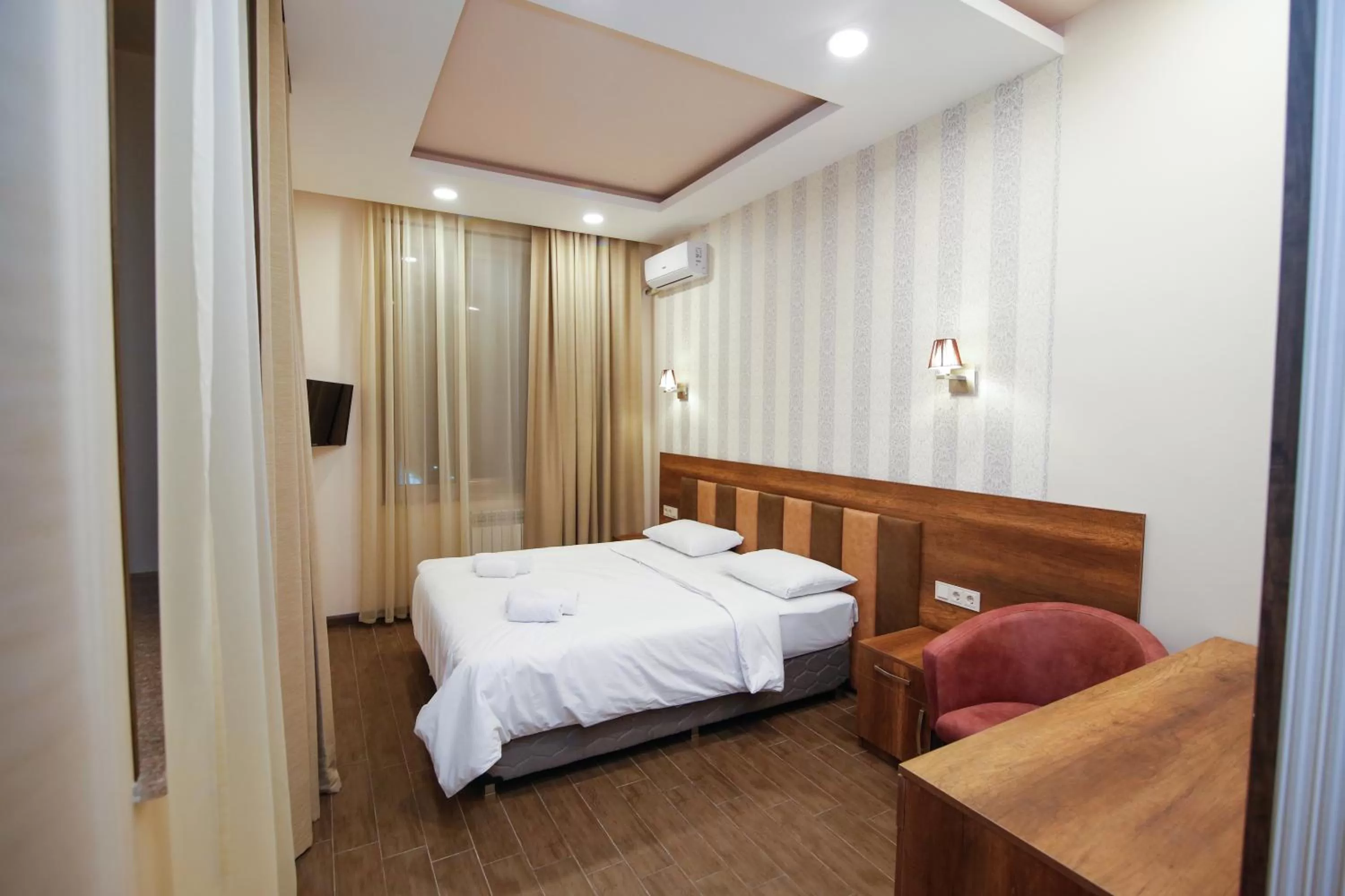 Bed in Hotel Lider Complex