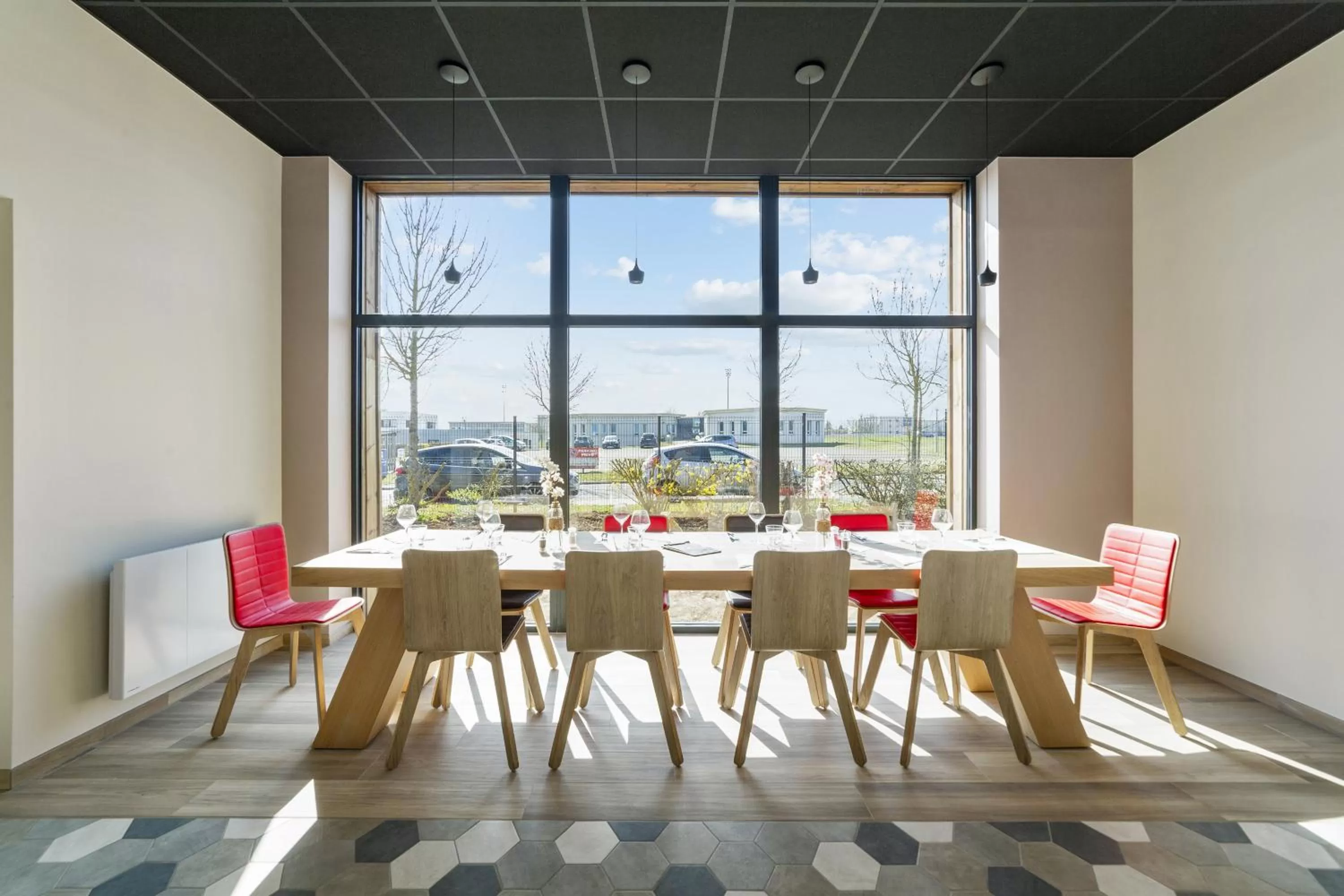 Restaurant/places to eat in Campanile Chartres