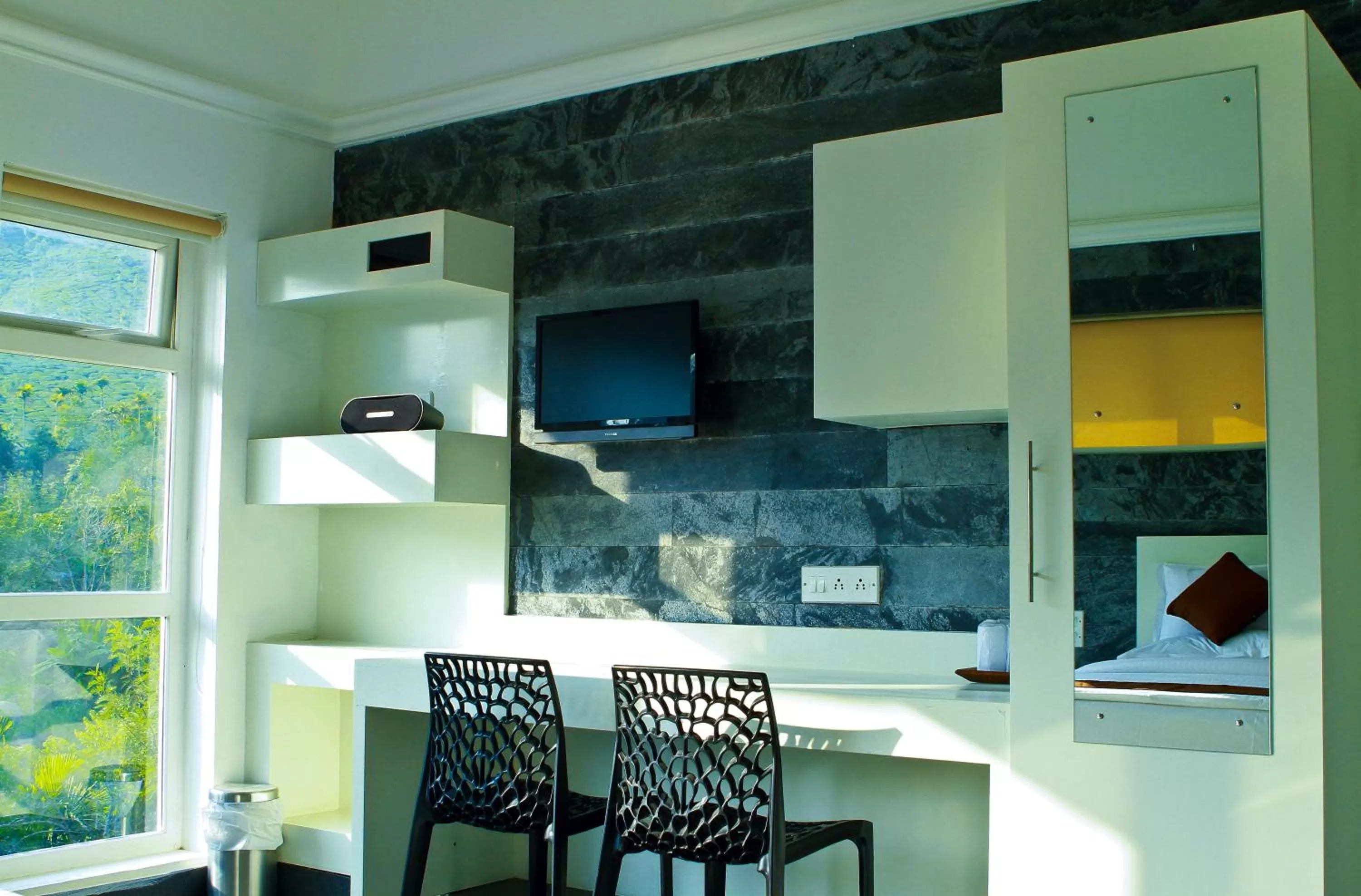 TV/Entertainment Center in Gruenberg Tea Plantation Haus