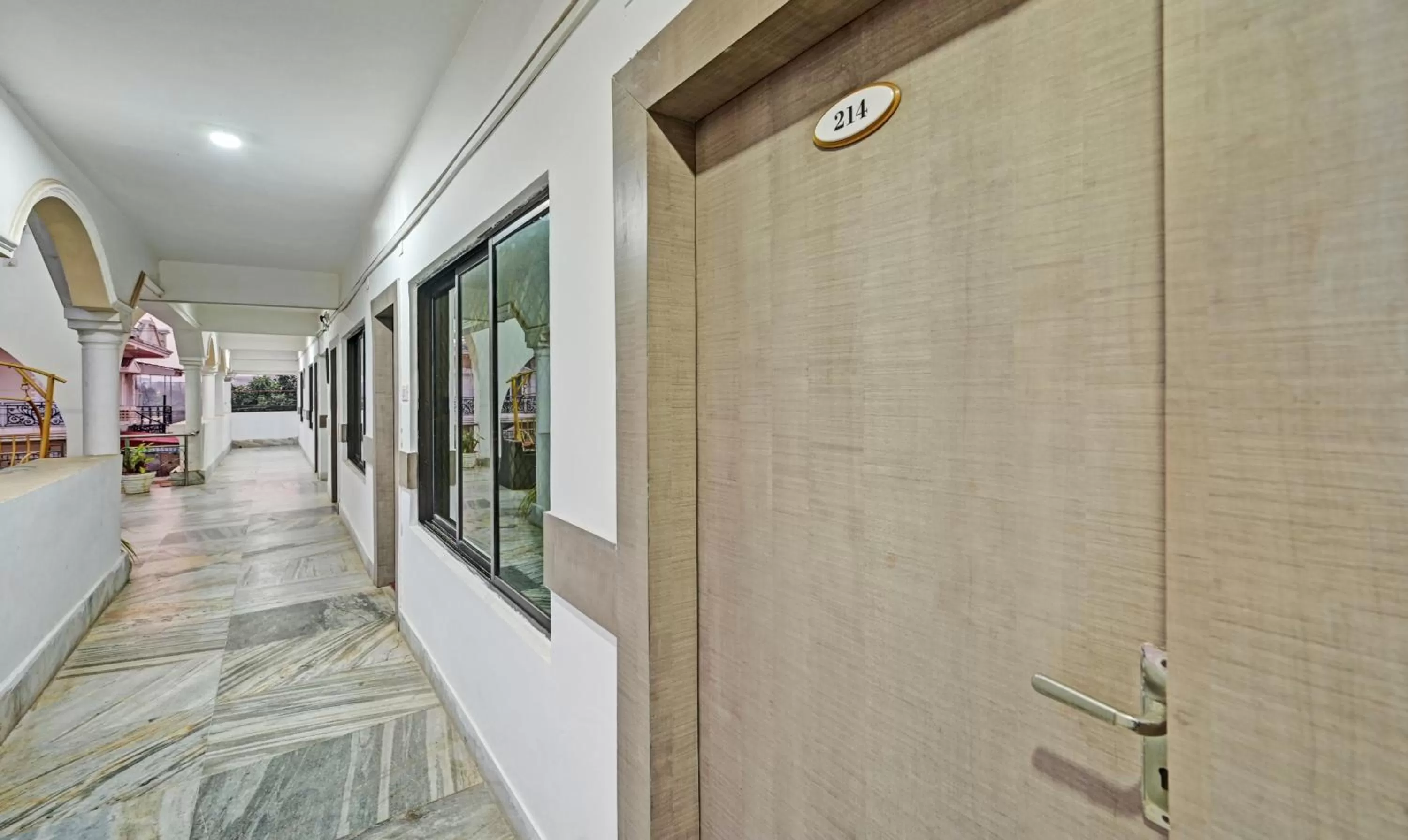 Lobby or reception in Treebo Sidhartha International Baliapanda