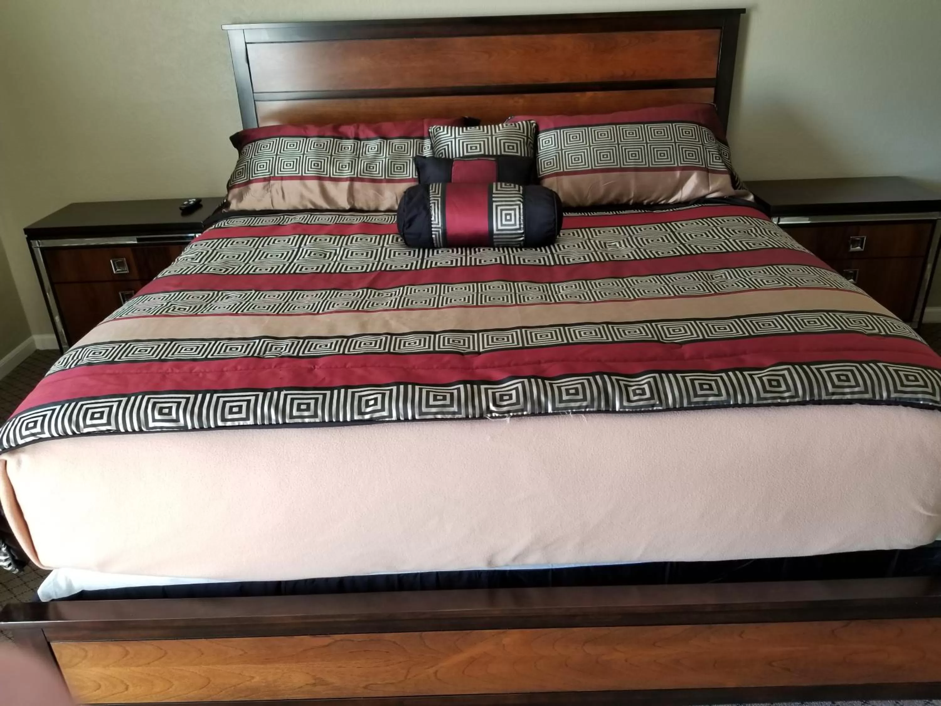 Bed in Best Inn Motel Salina