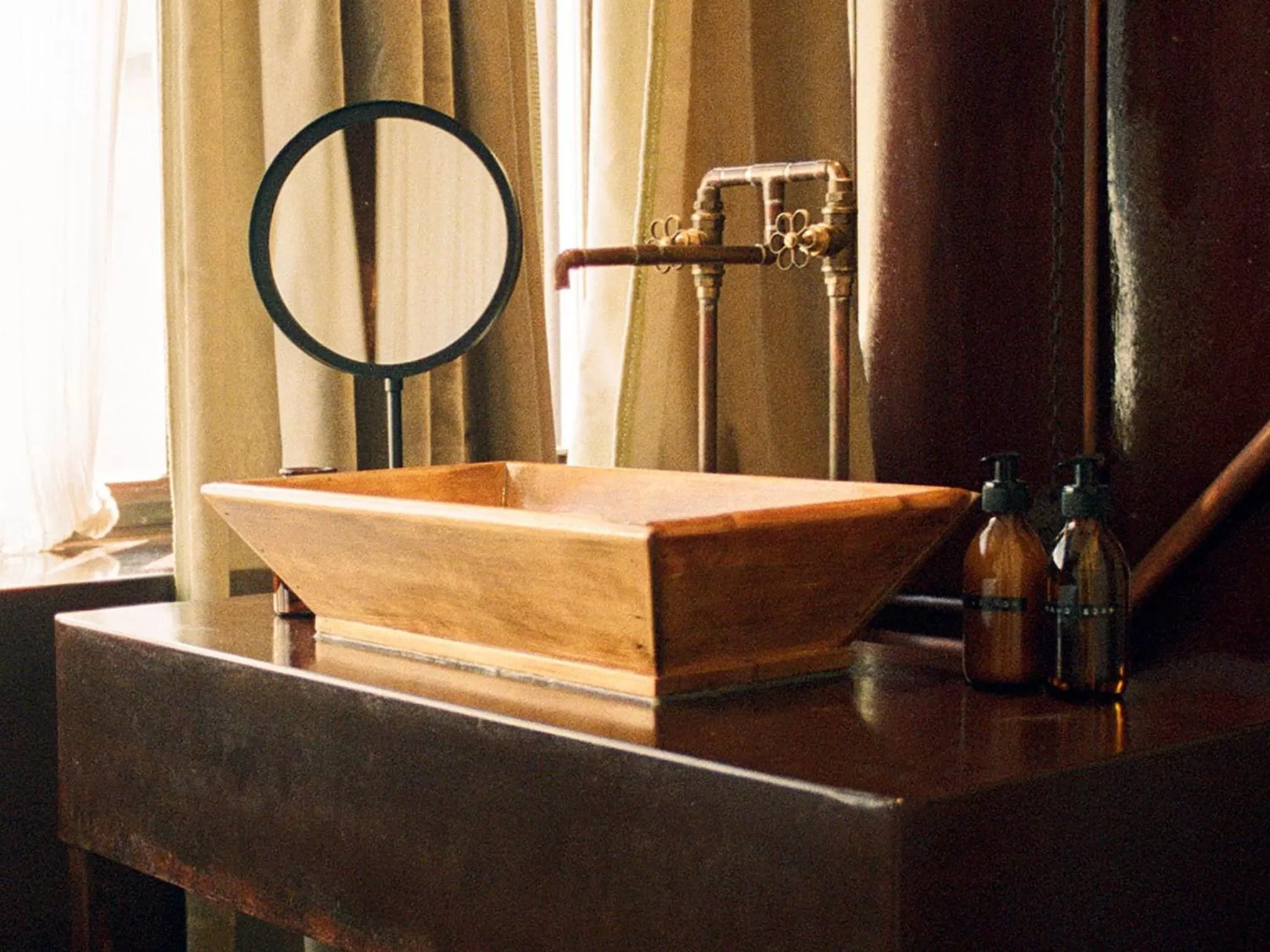 Bathroom in Mona Athens