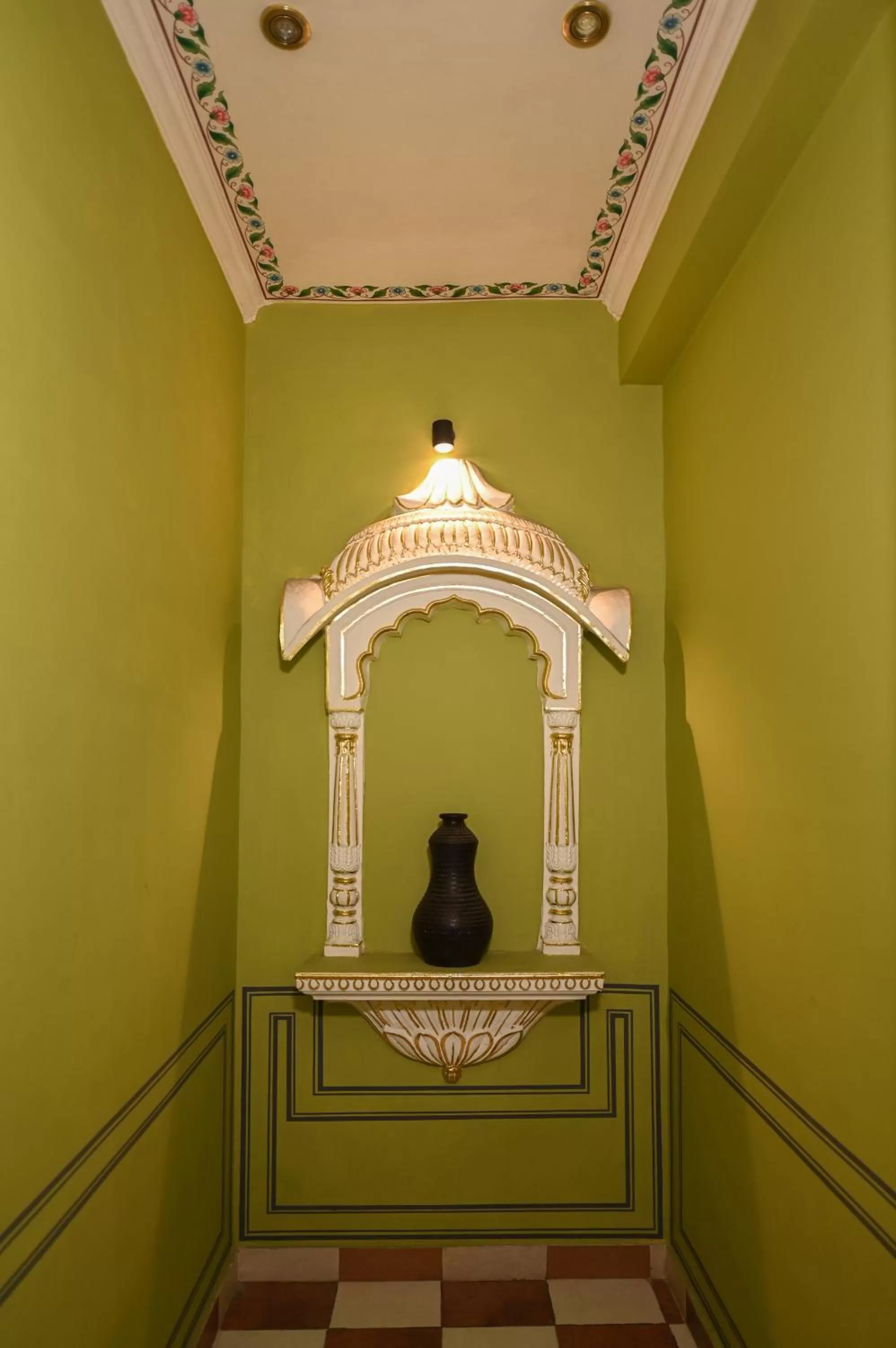 Property building in Chitra Katha - A Story Per Stay