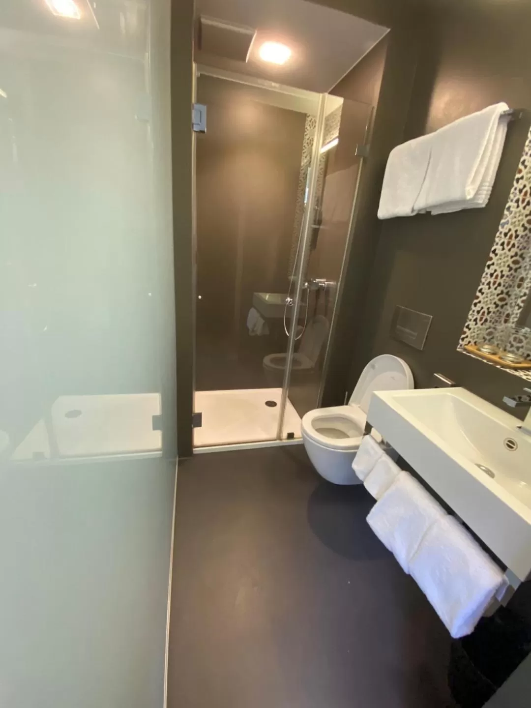 Hotel Lestelle - self check-in