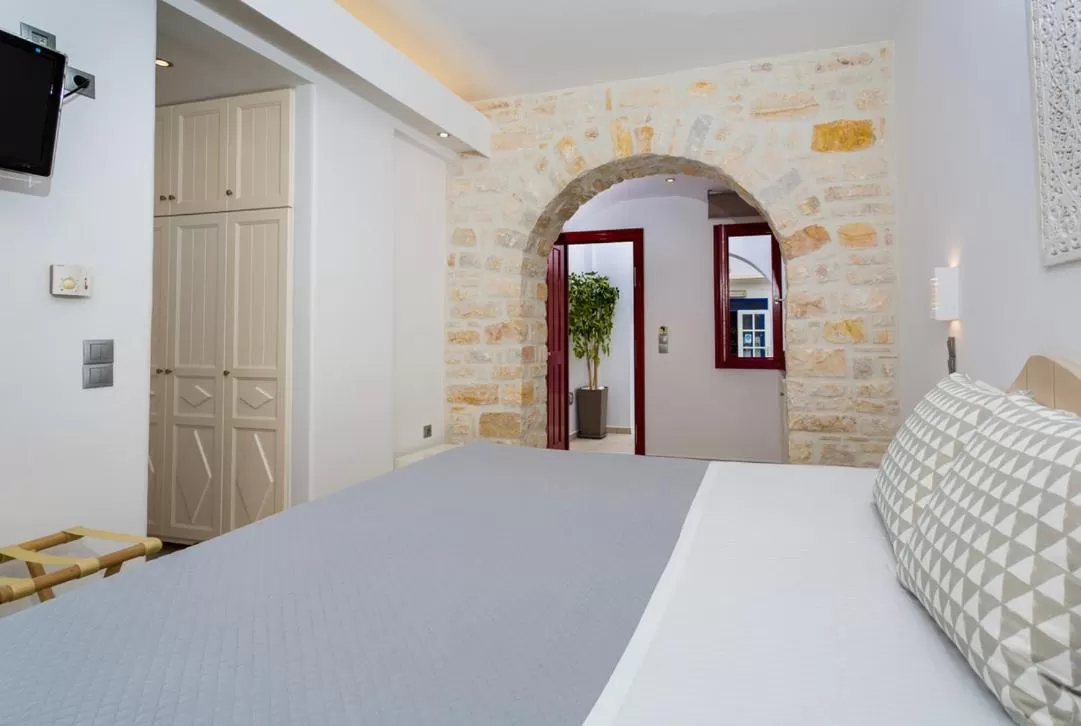 Bed in Katerina mare