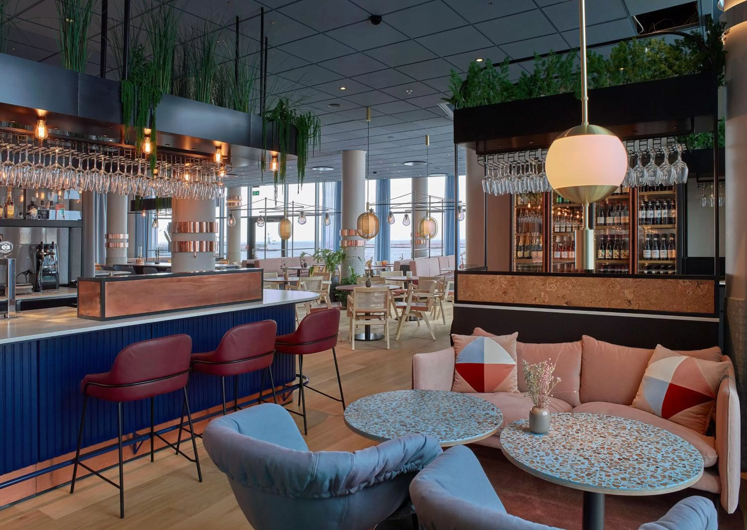 Restaurant/places to eat in Scandic Oceanhamnen