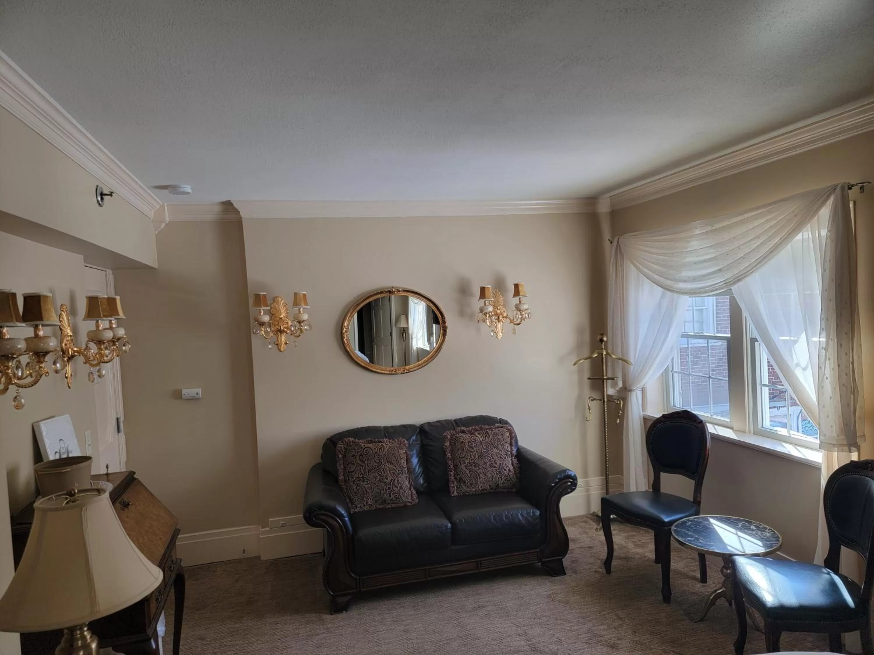 Seating area in Lowell Inn