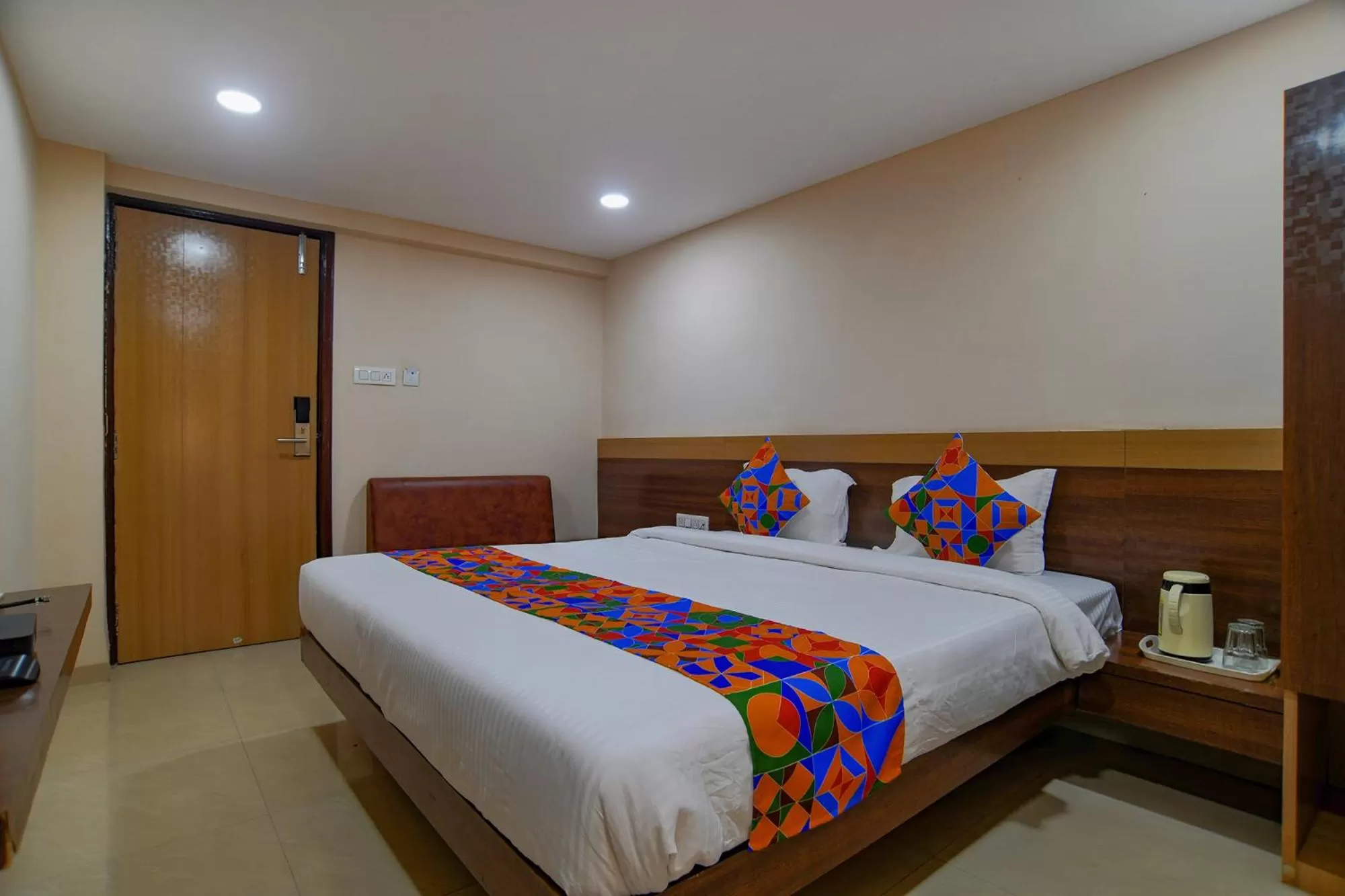 Bed in FabHotel Pishori