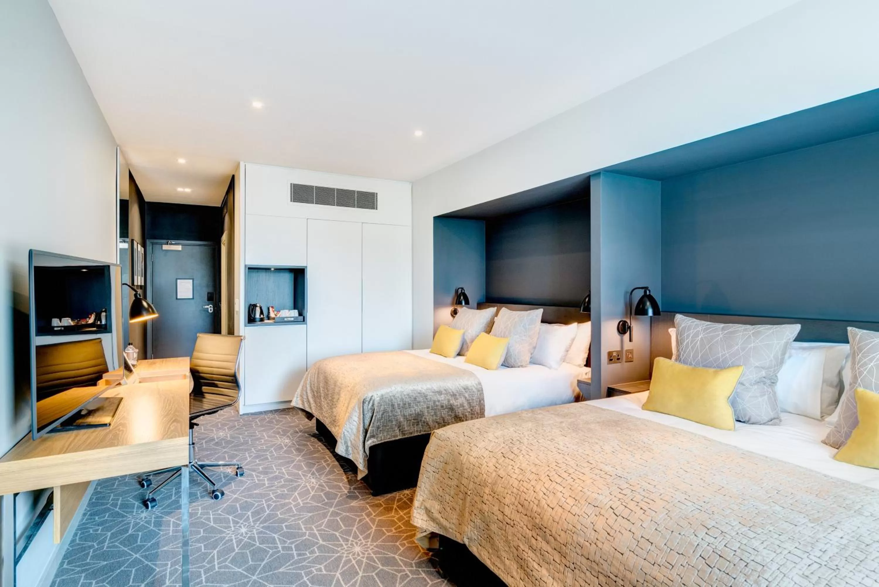 Bedroom, Bed in Apex City of Bath Hotel