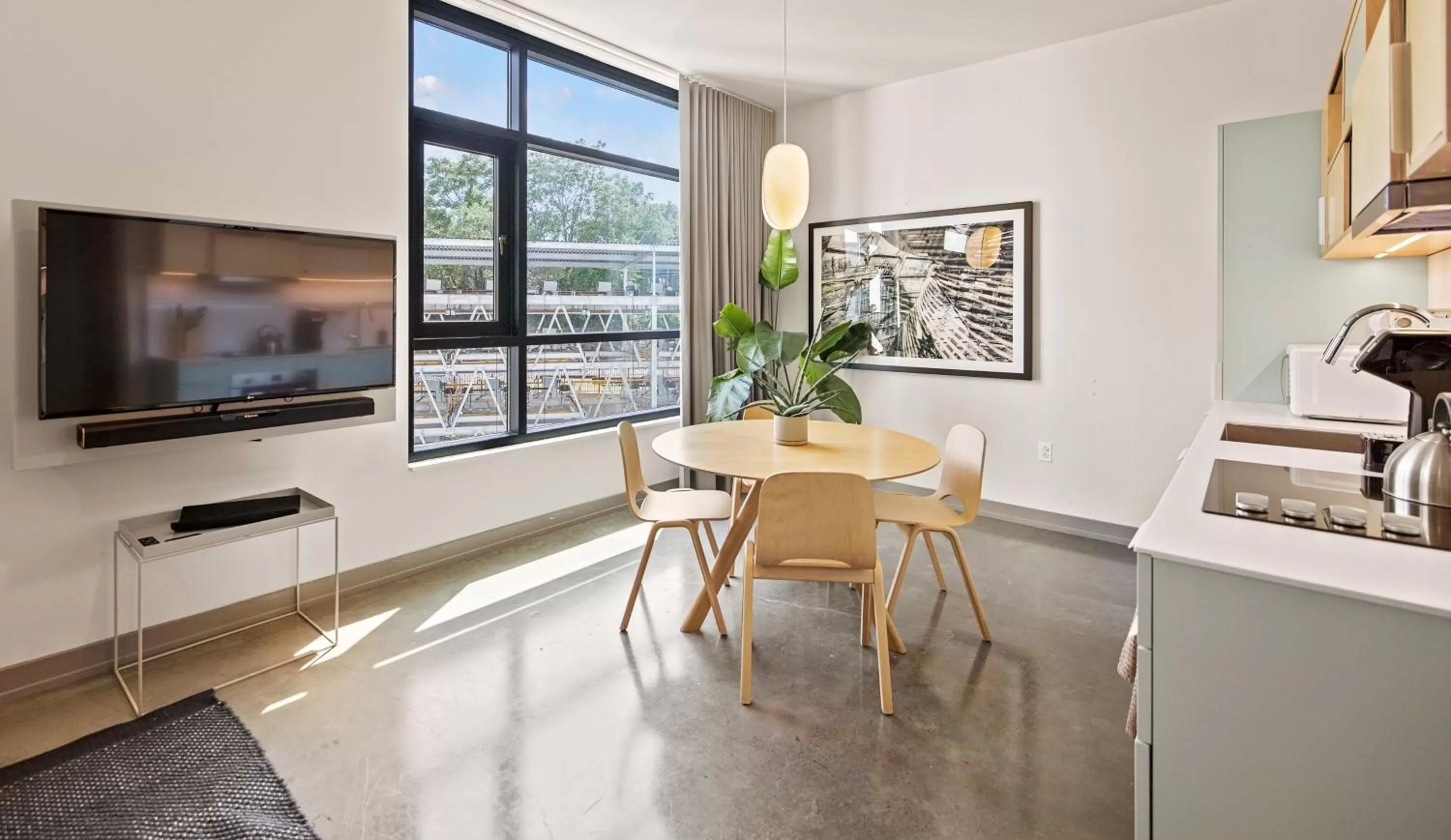 TV and multimedia in Harthall Hotel