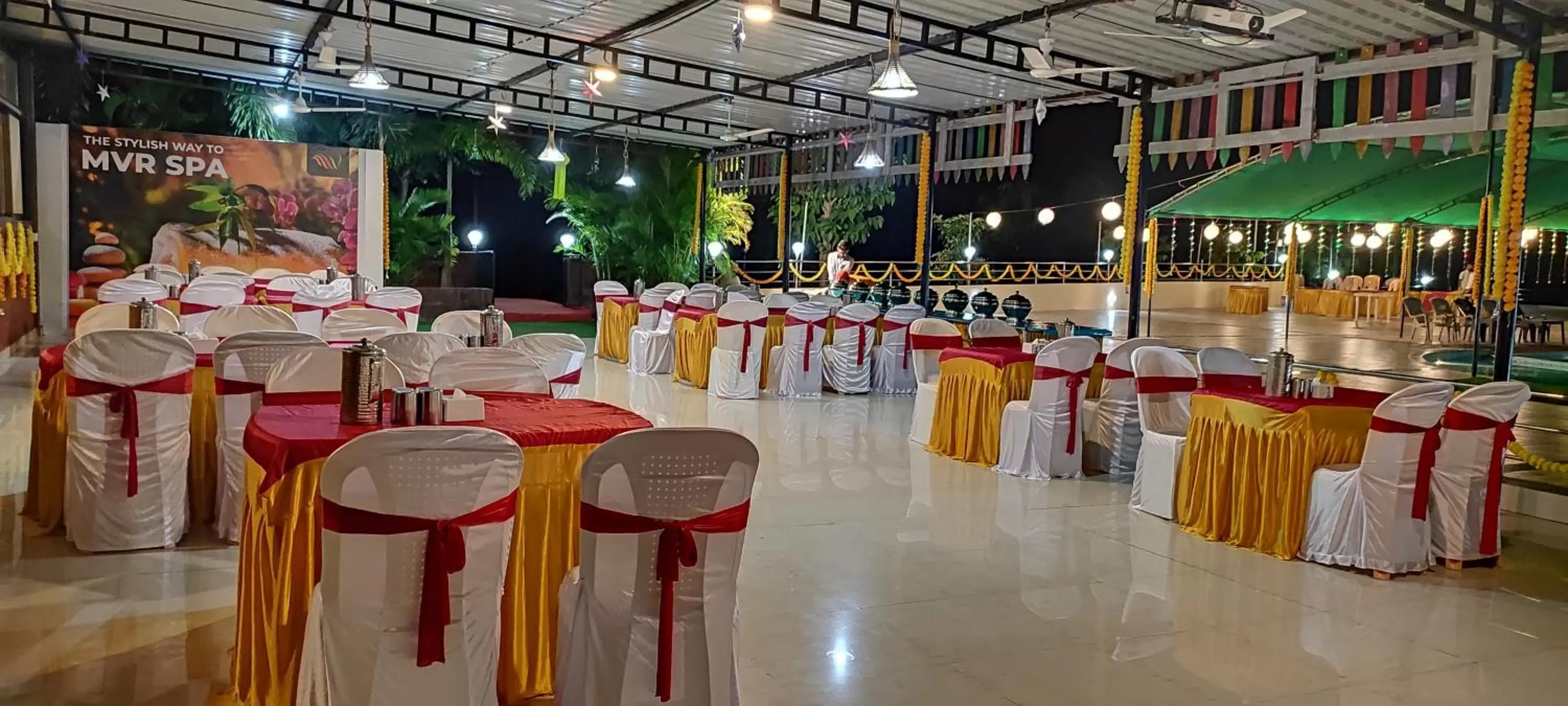 Restaurant/places to eat in Mango Valley Resort Ganpatipule