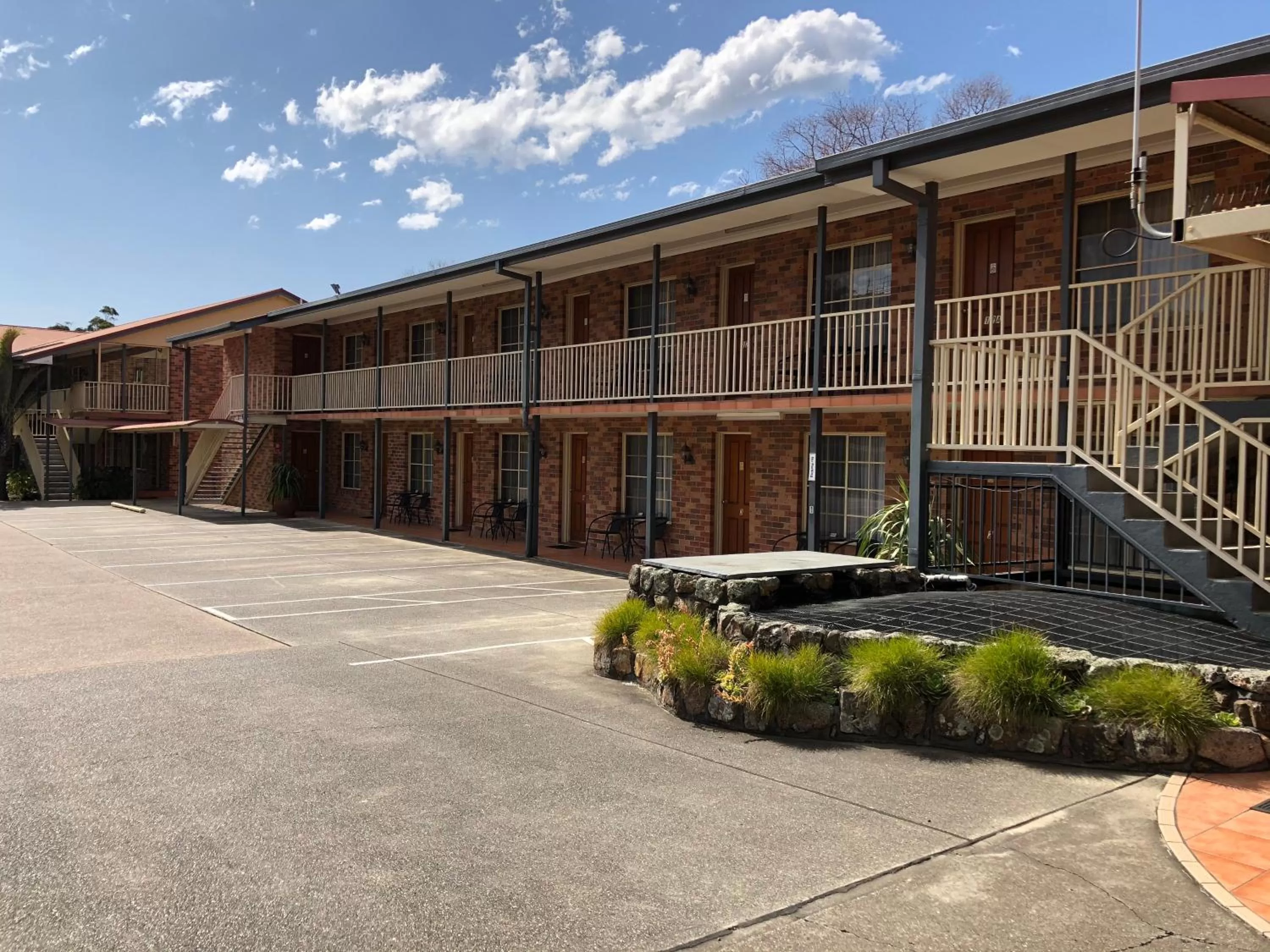 Facade/entrance in Cardiff Motor Inn