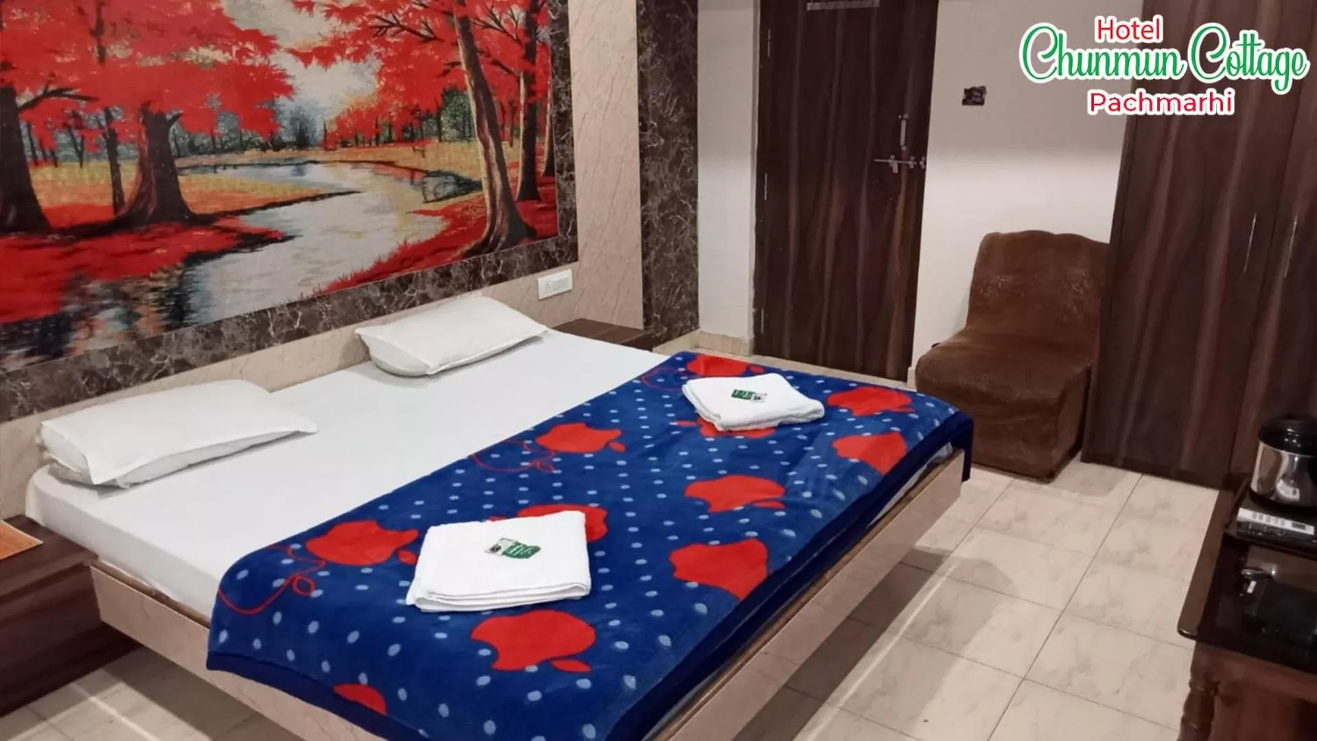 Bedroom, Bed in Chunmun Cottage