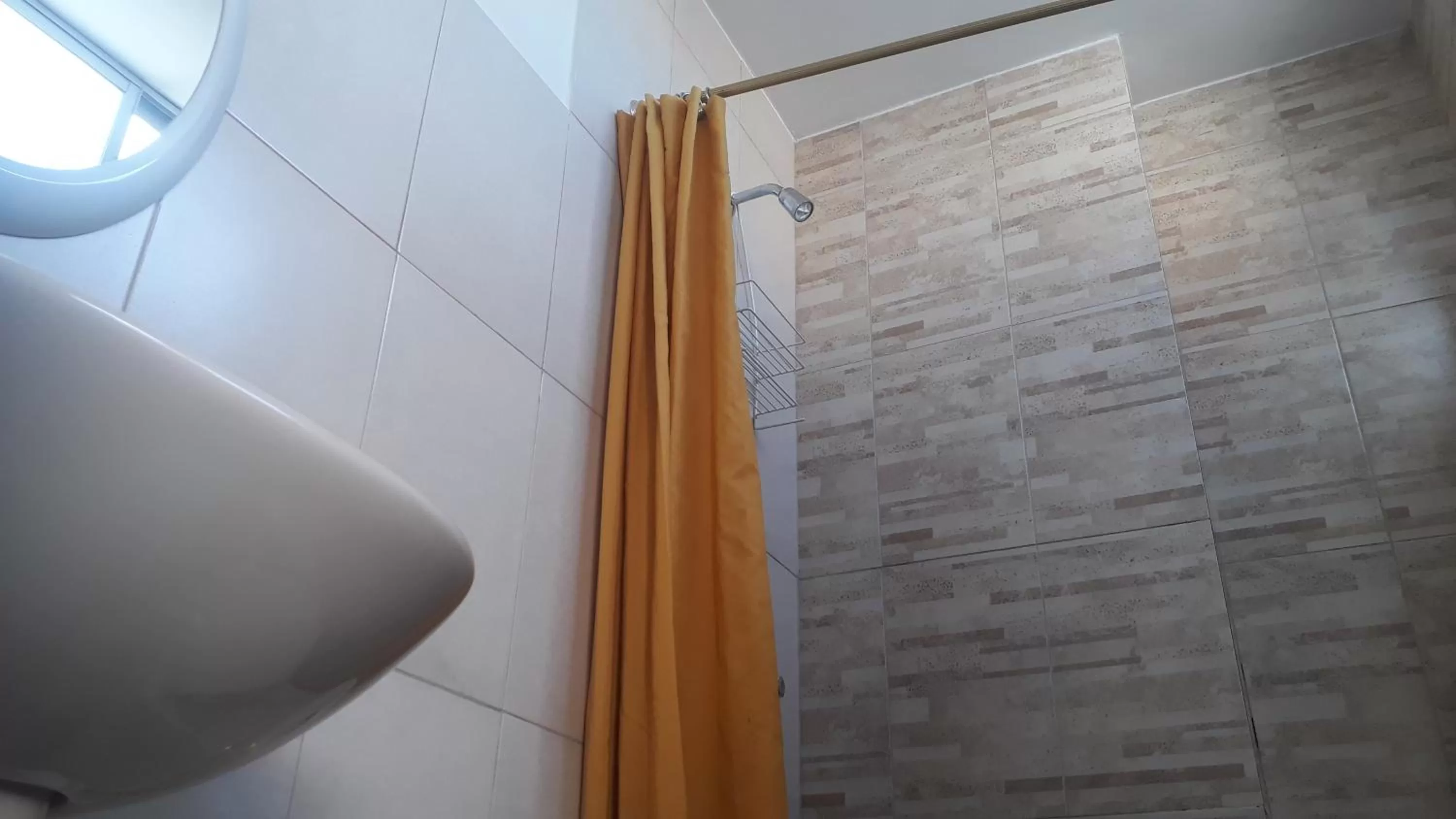 Bathroom in El Cardenal Hotel