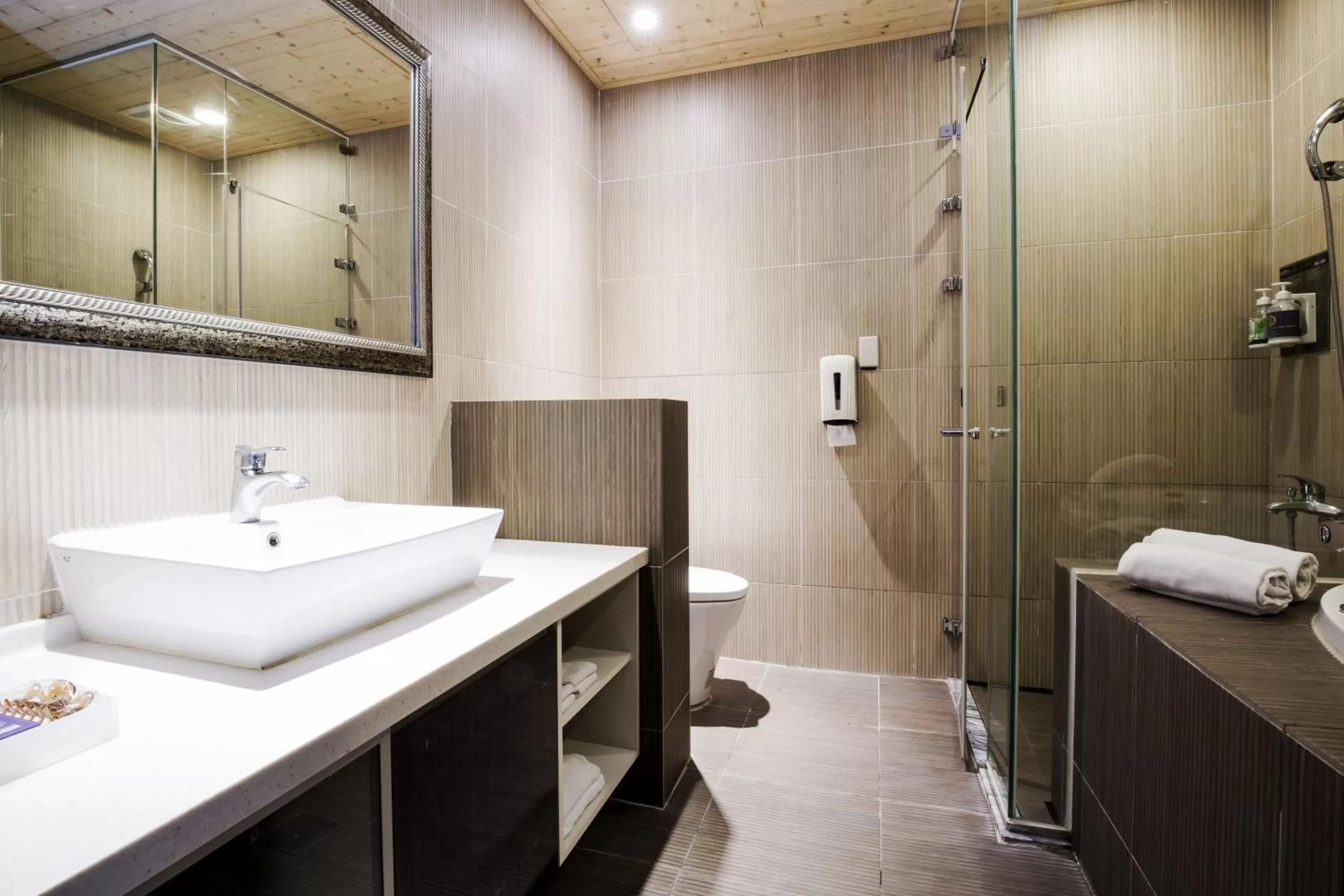 Bathroom in Duo Romance Hotel