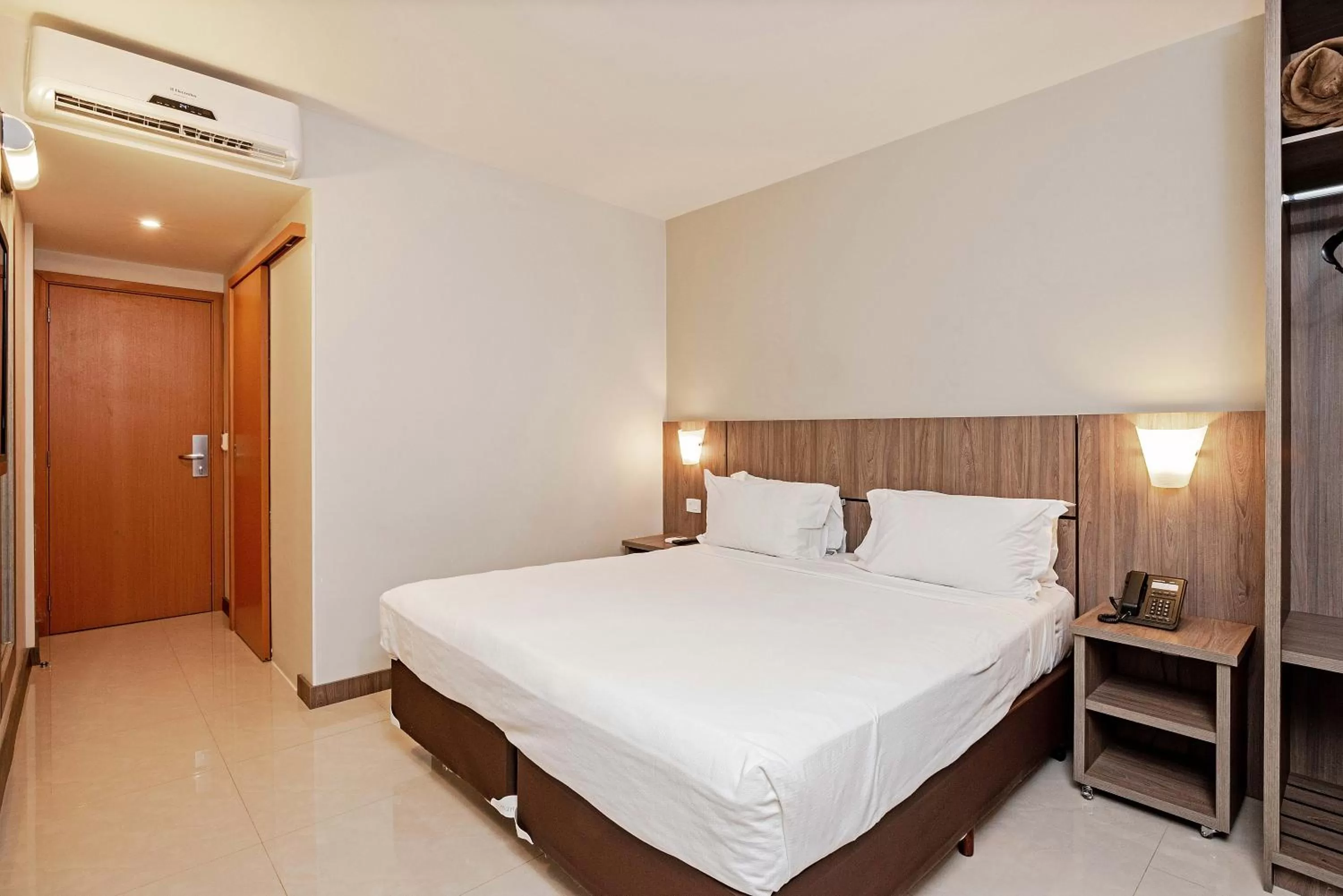 Bed in Slim Curitiba Av das Torres