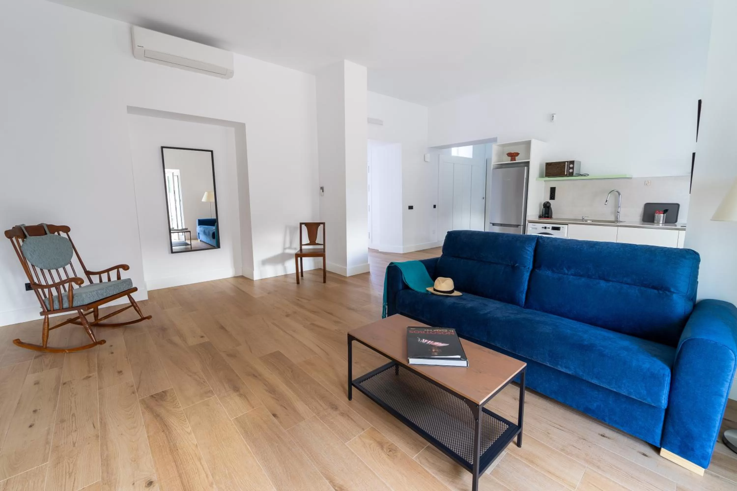 Living room, Seating Area in Albor Suites