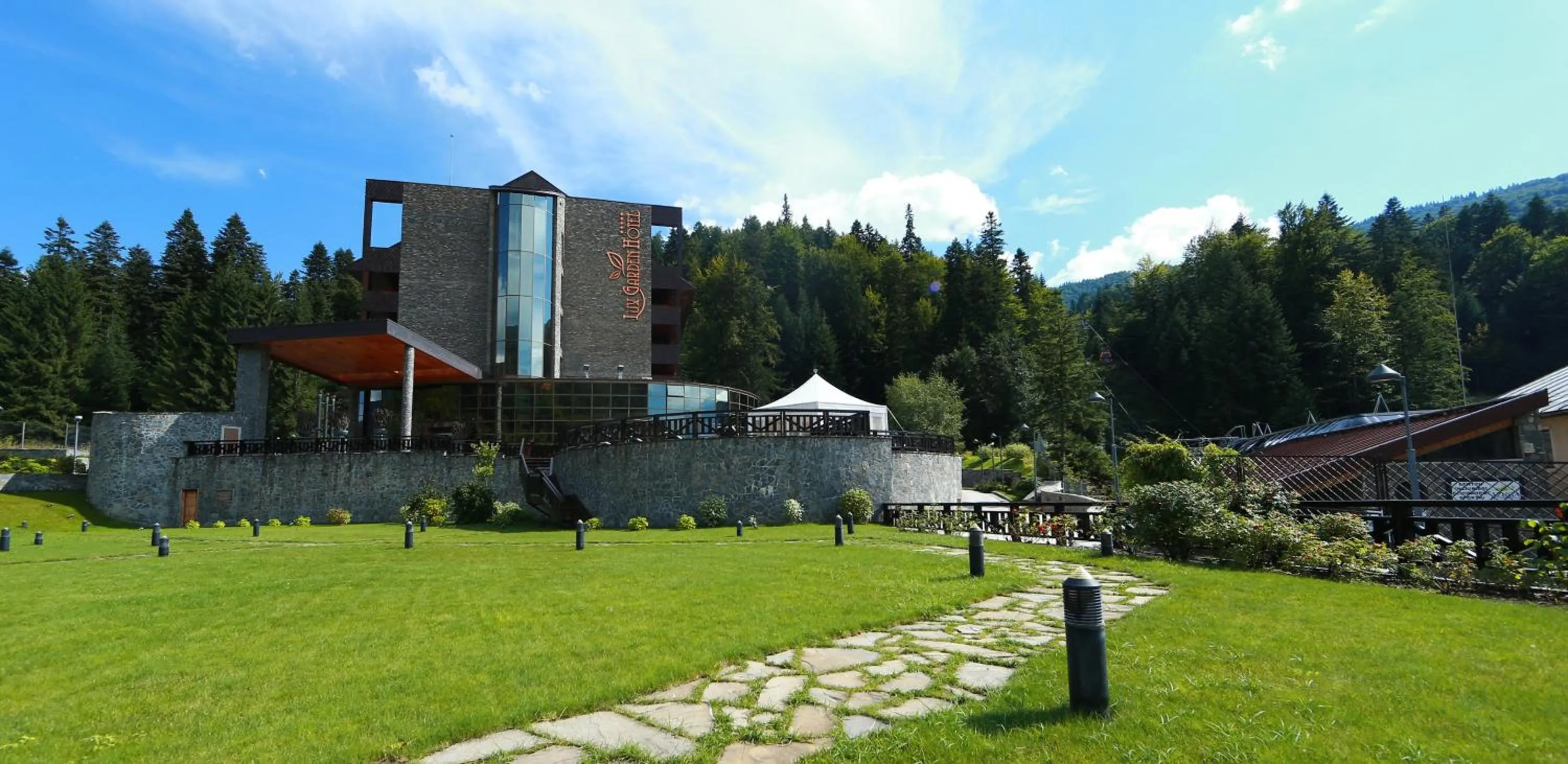 Day in Lux Garden Hotel