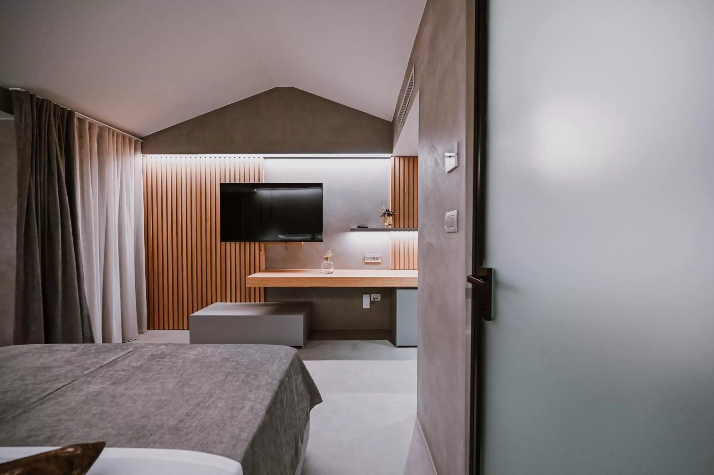 Photo of the whole room, TV/Entertainment Center in Hotel Stomorin-Marina Hramina