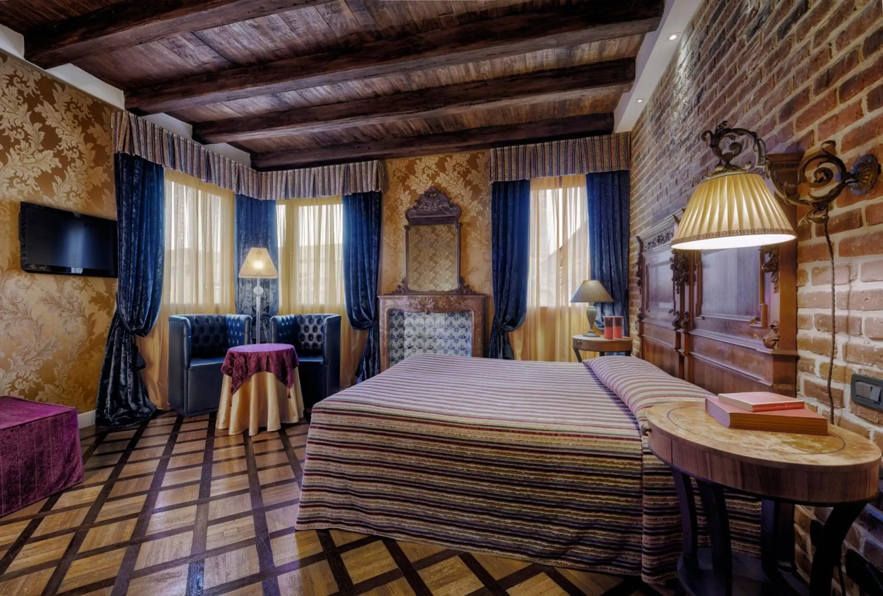 Superior Triple Room in B&B Bloom Settimo Cielo Superior Triple Room in B&B Bloom Settimo Cielo