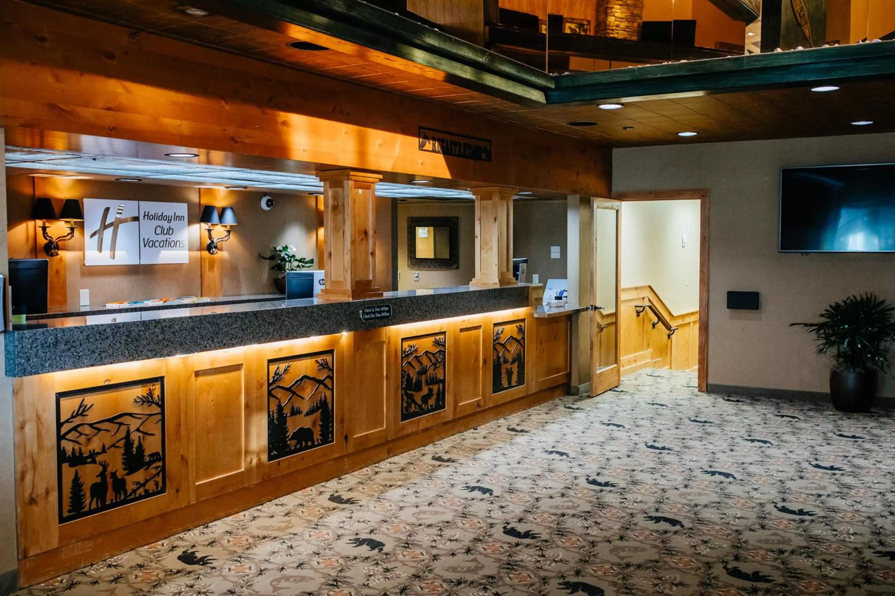 Property building in Holiday Inn Club Vacations - Tahoe Ridge Resort