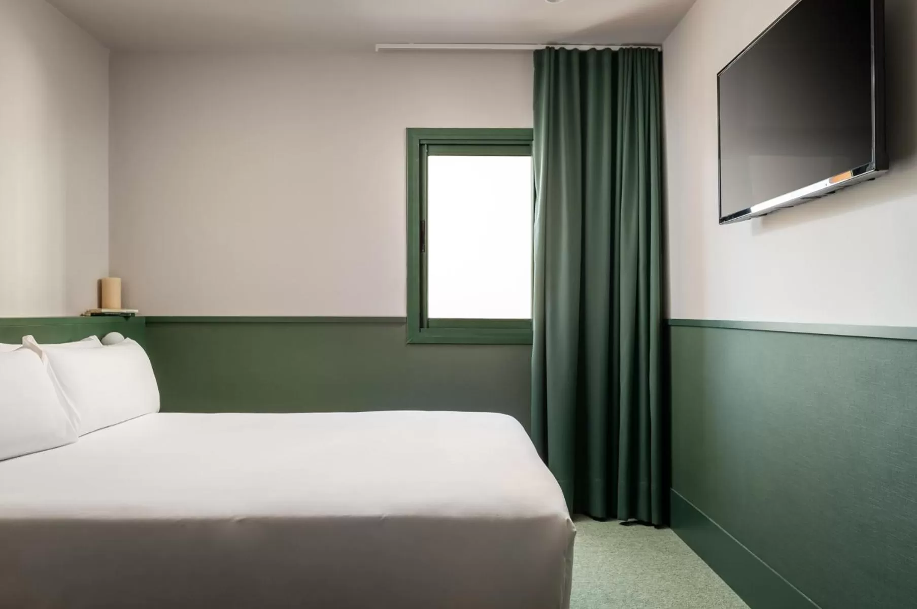 TV and multimedia, Bed in BYPILLOW Mothern