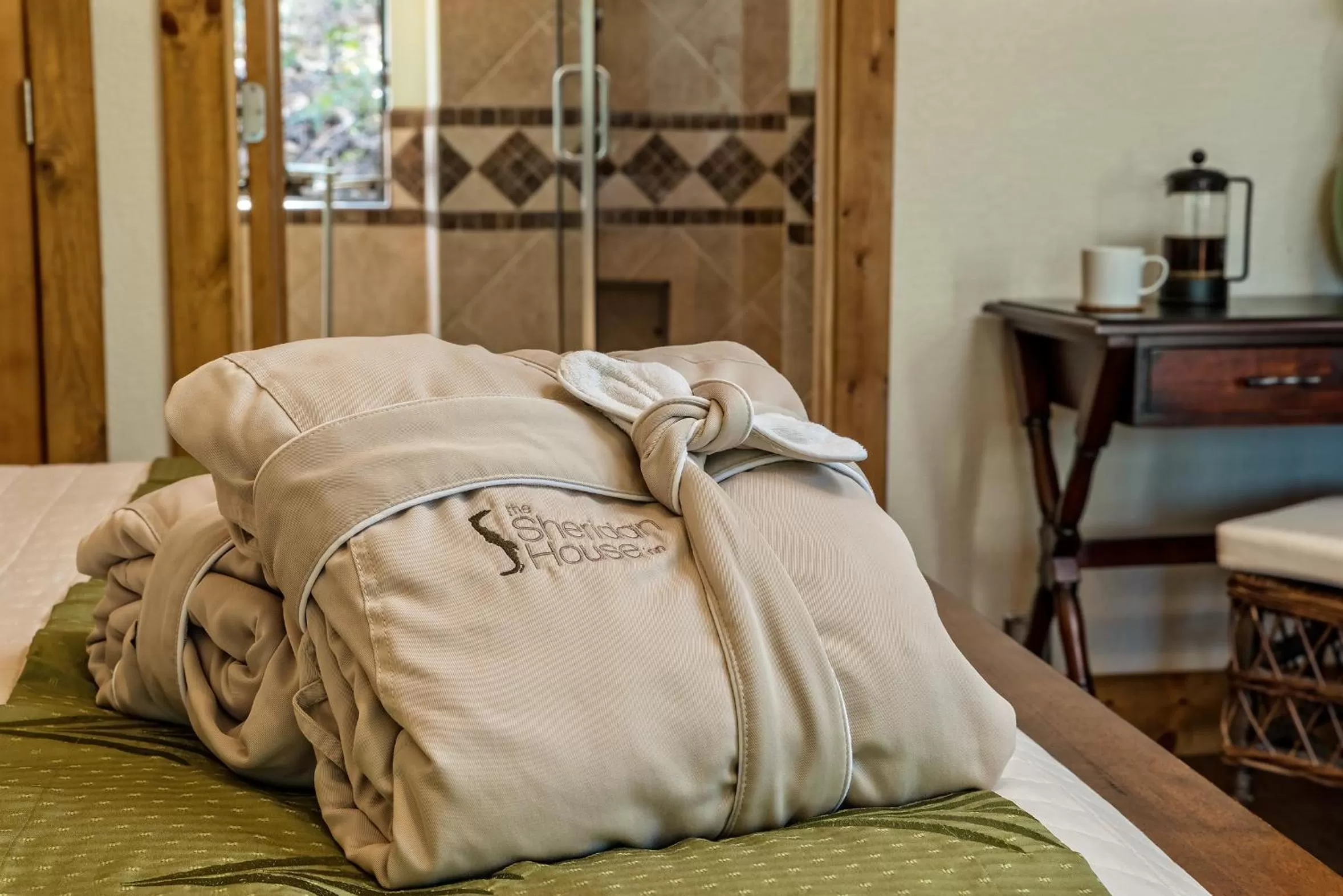 Bedroom, Bed in Sheridan House Inn- Adult Only Accommodation