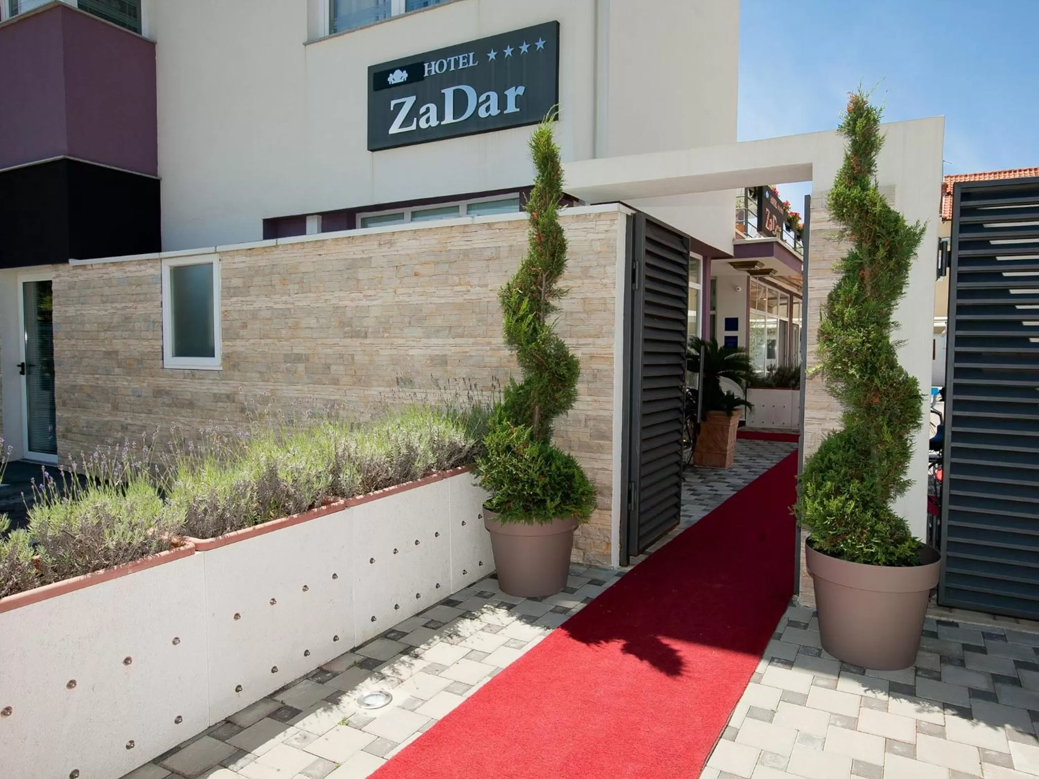 Facade/entrance in Hotel ZaDar