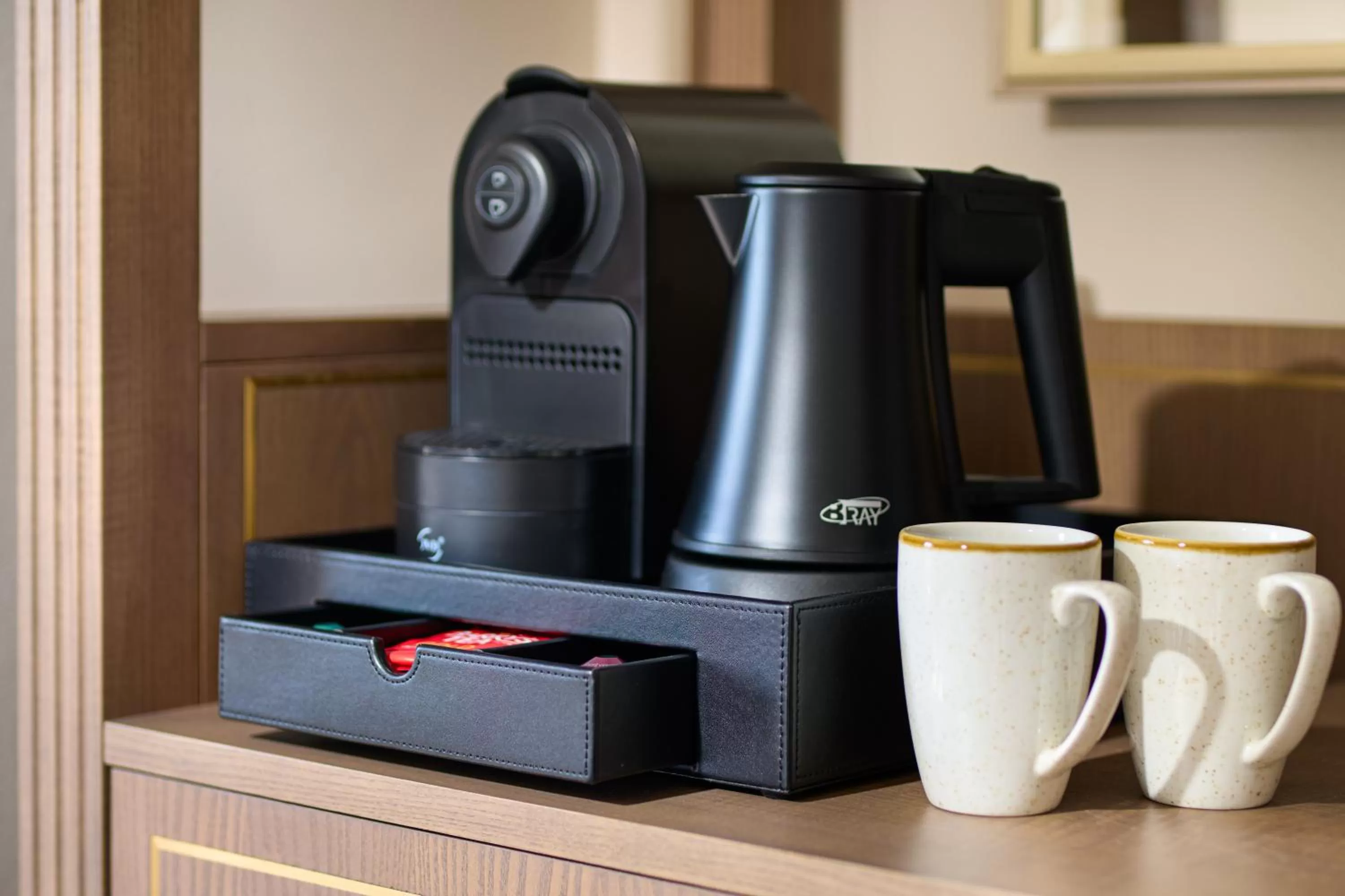 Coffee/tea facilities in The Lansdowne Kenmare