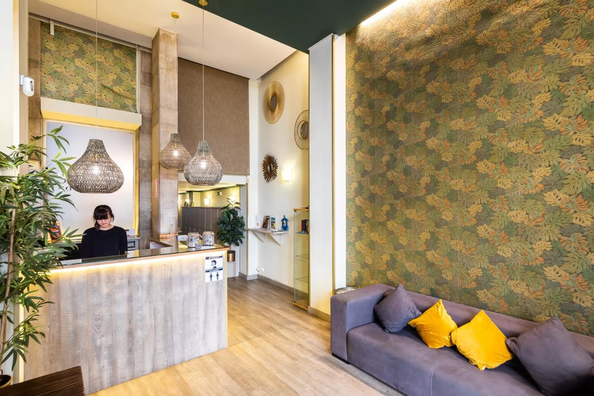 Lobby or reception in Sweet Hotel Continental