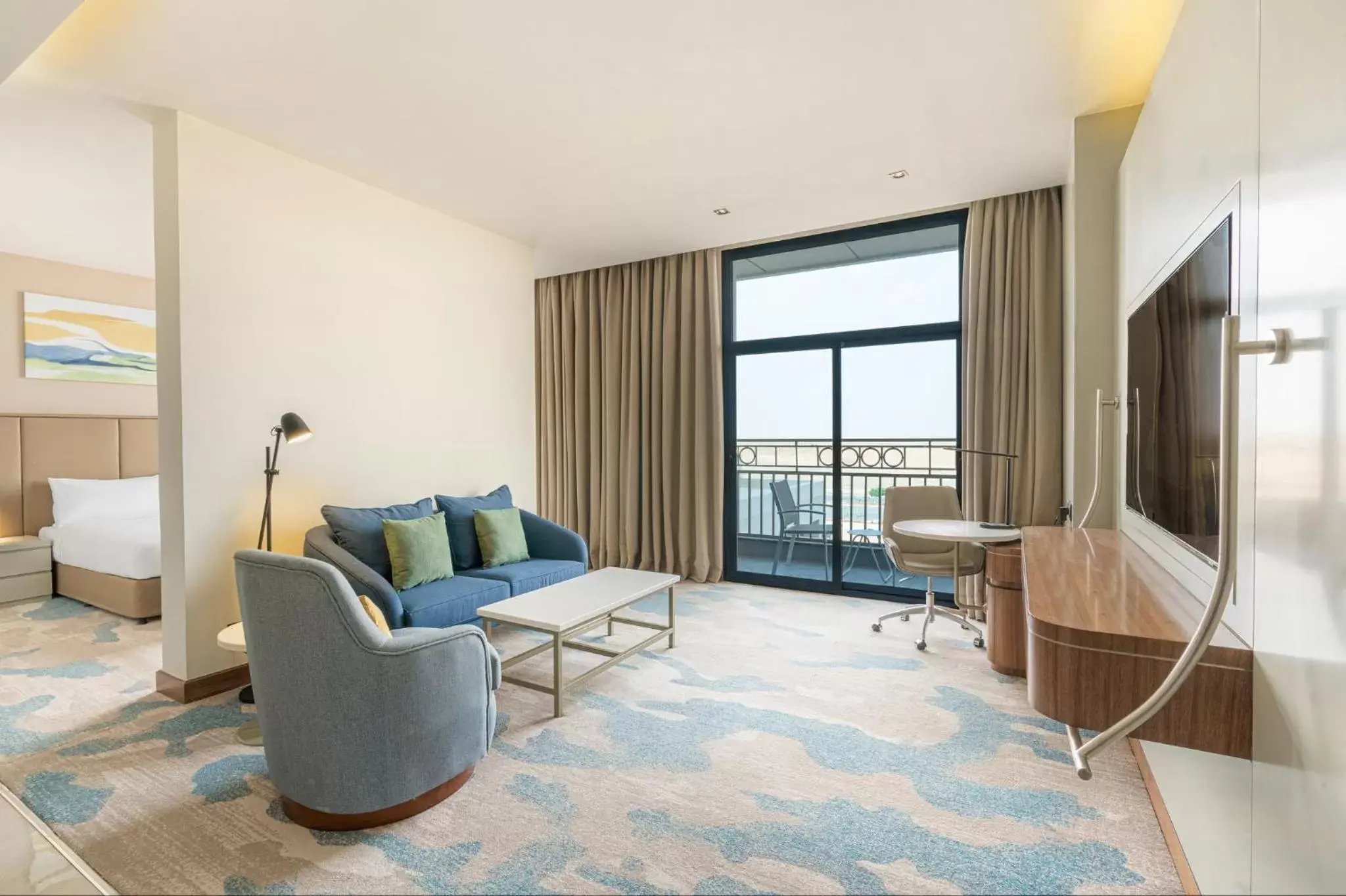 King Suite with Balcony in Holiday Inn Riyadh The Business District by IHG King Suite with Balcony in Holiday Inn Riyadh The Business District by IHG