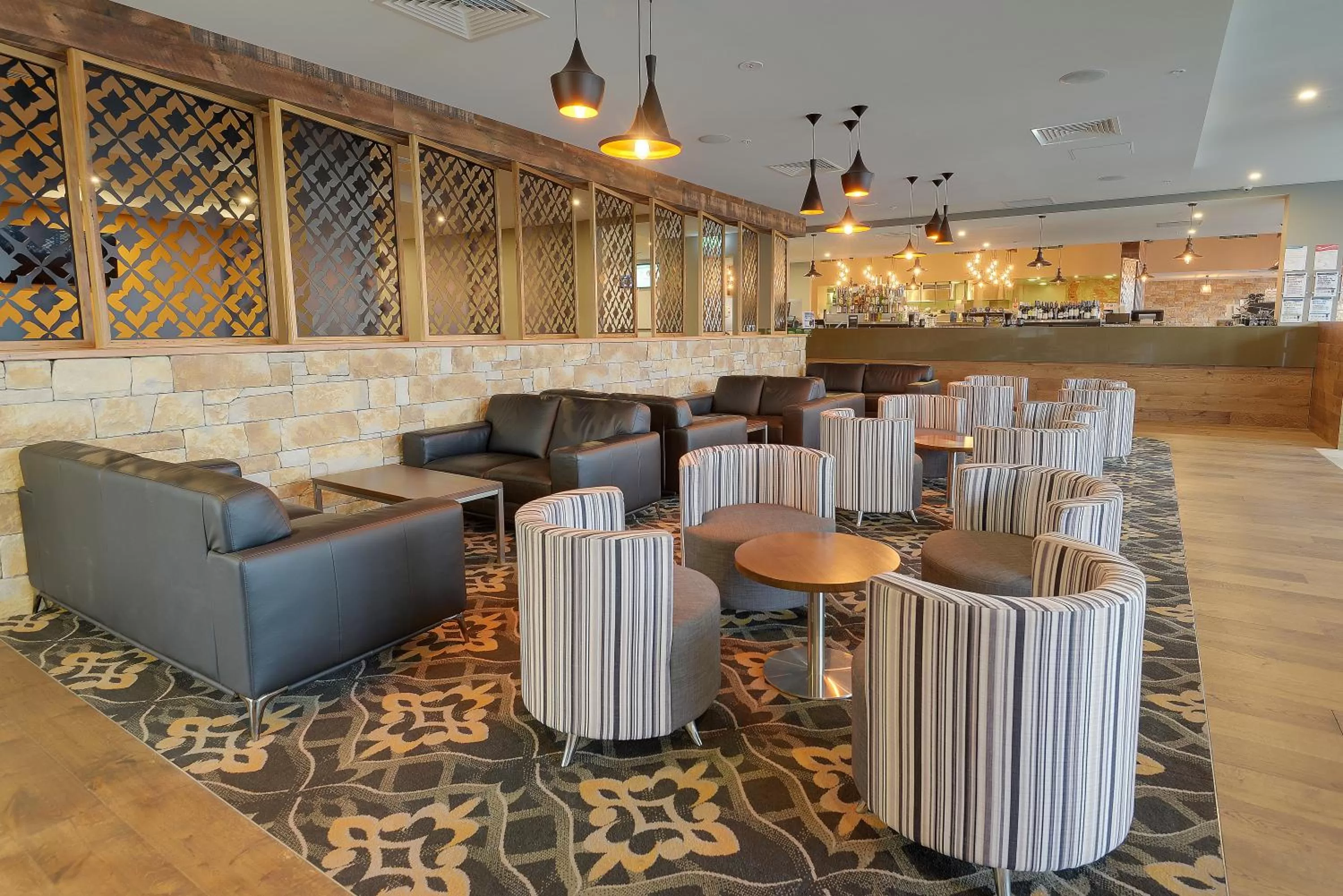 Lounge or bar in Mercure Warragul