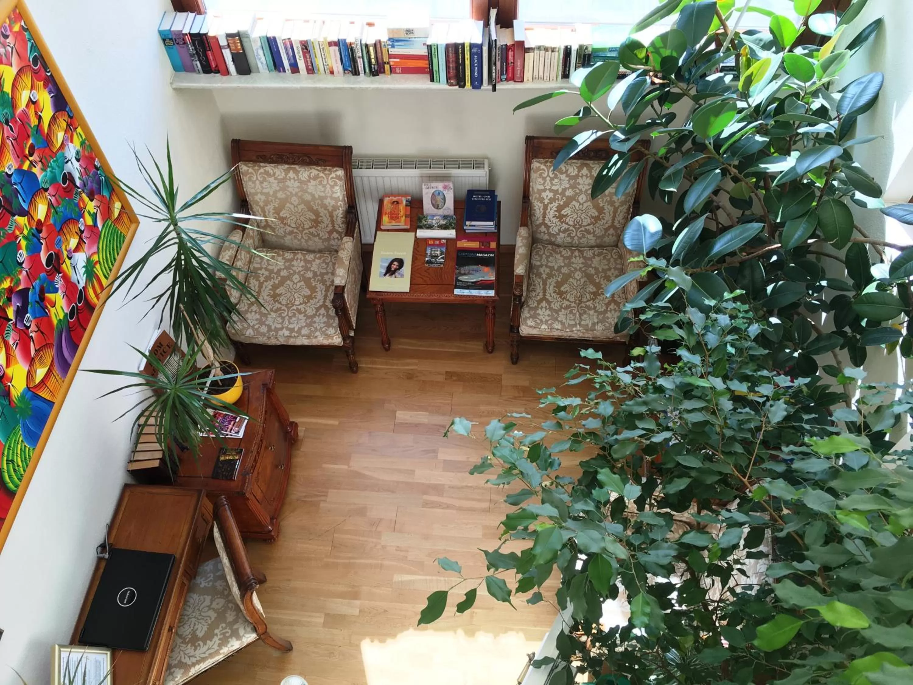 Library in Hotel Rathausglöckel