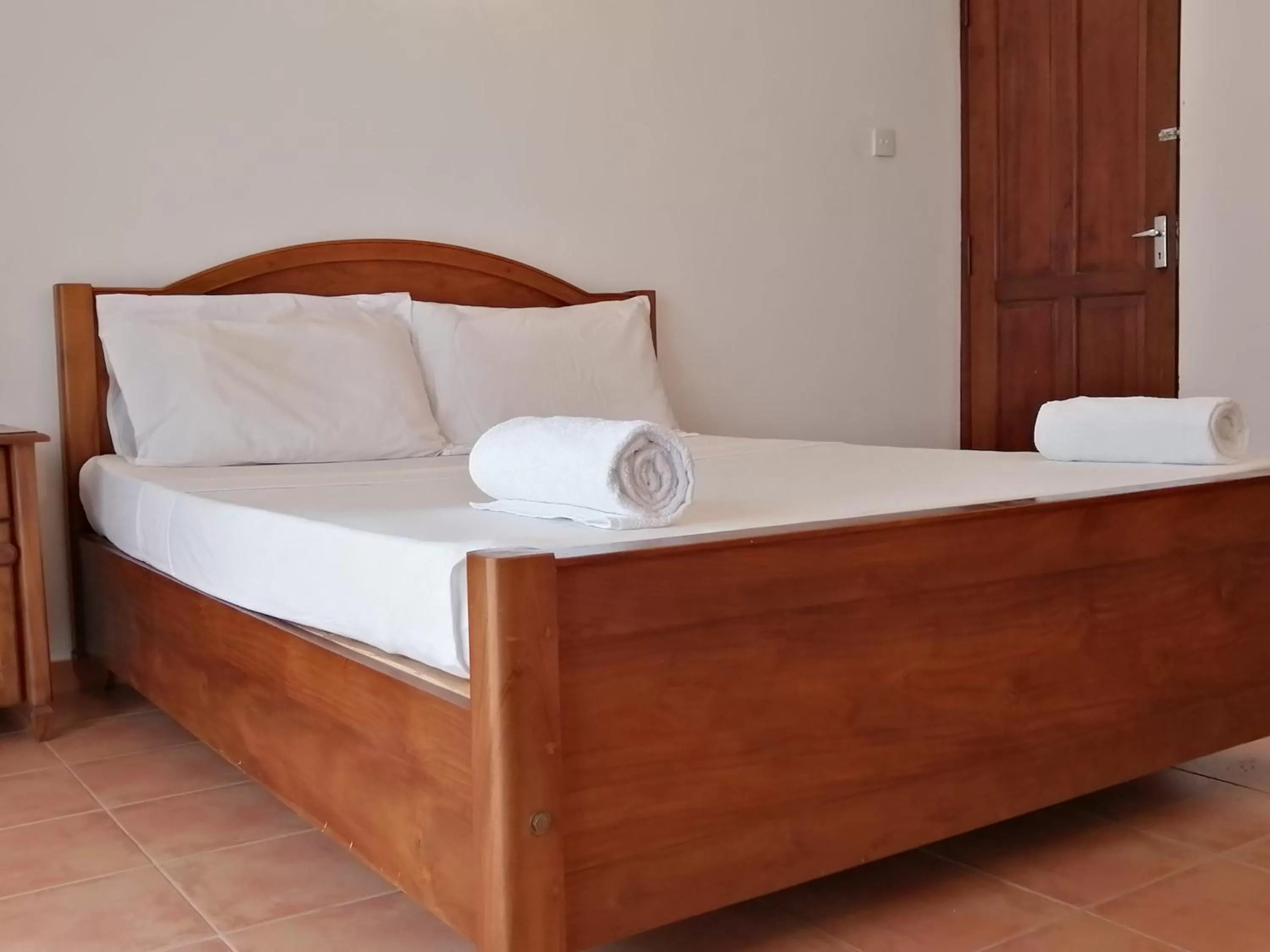 Bed in Kandy Highland Unique Hotel