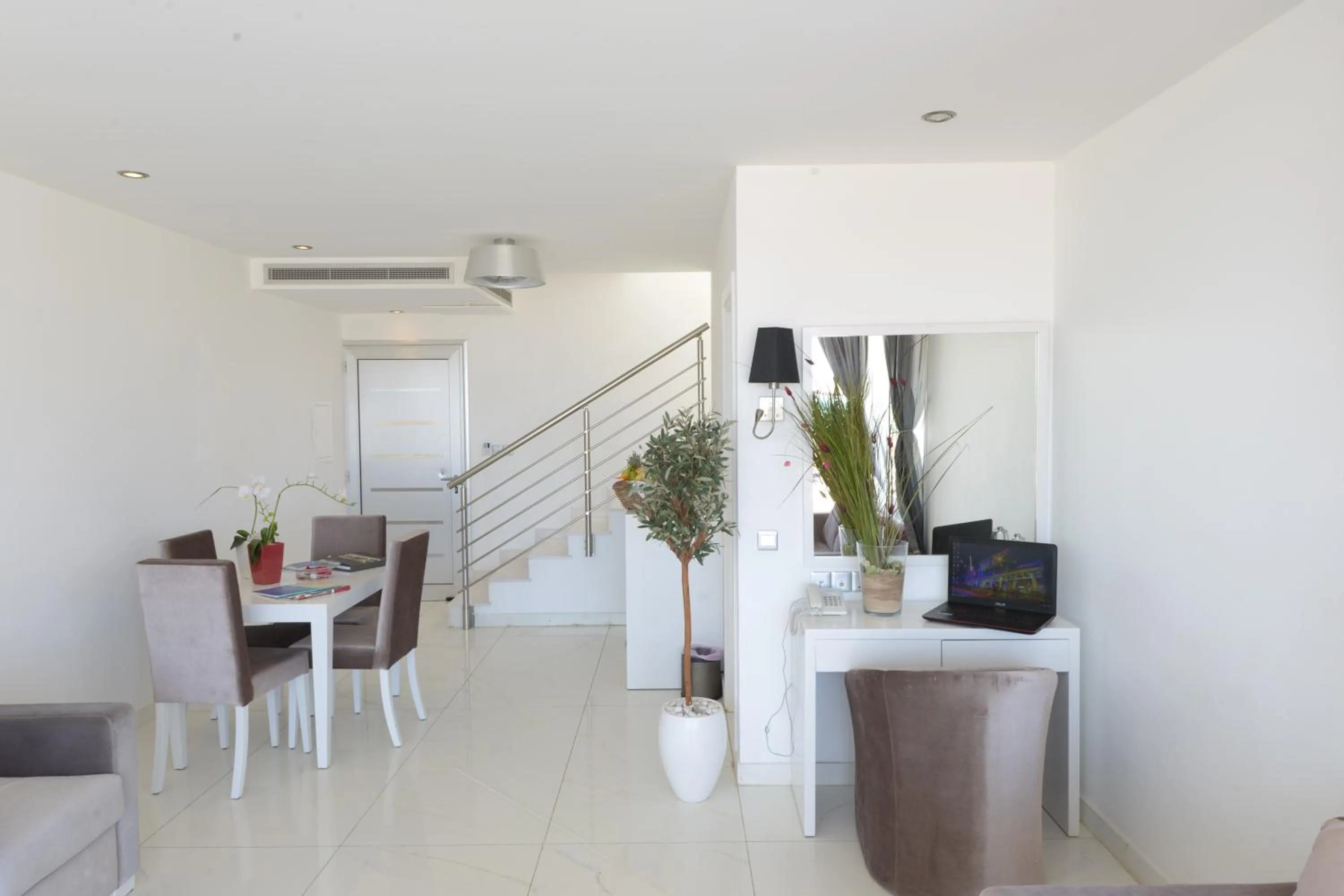 Dome Beach Marina Hotel & Resort