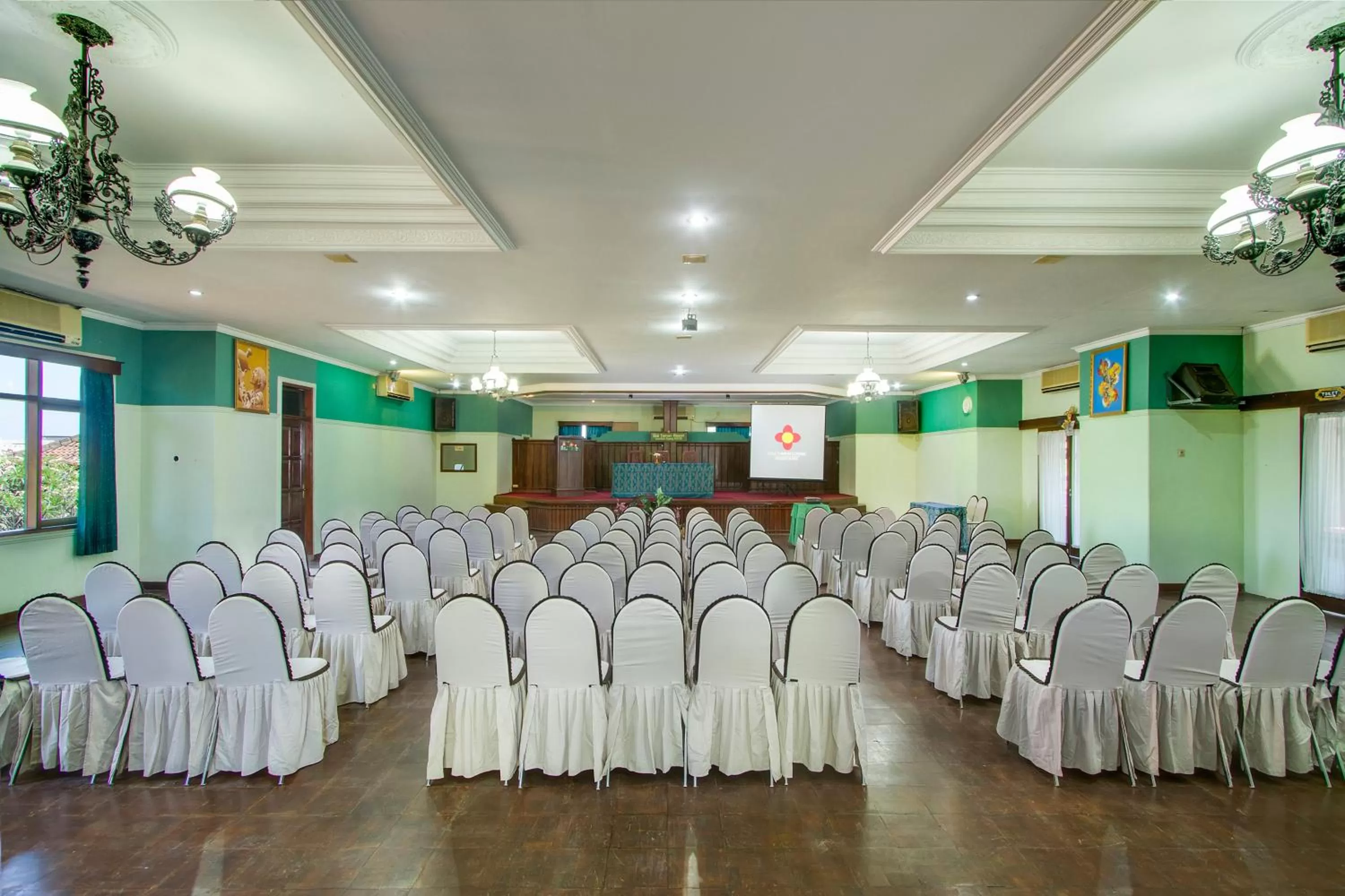 Meeting/conference room in Bali Taman Beach Resort & Spa Lovina