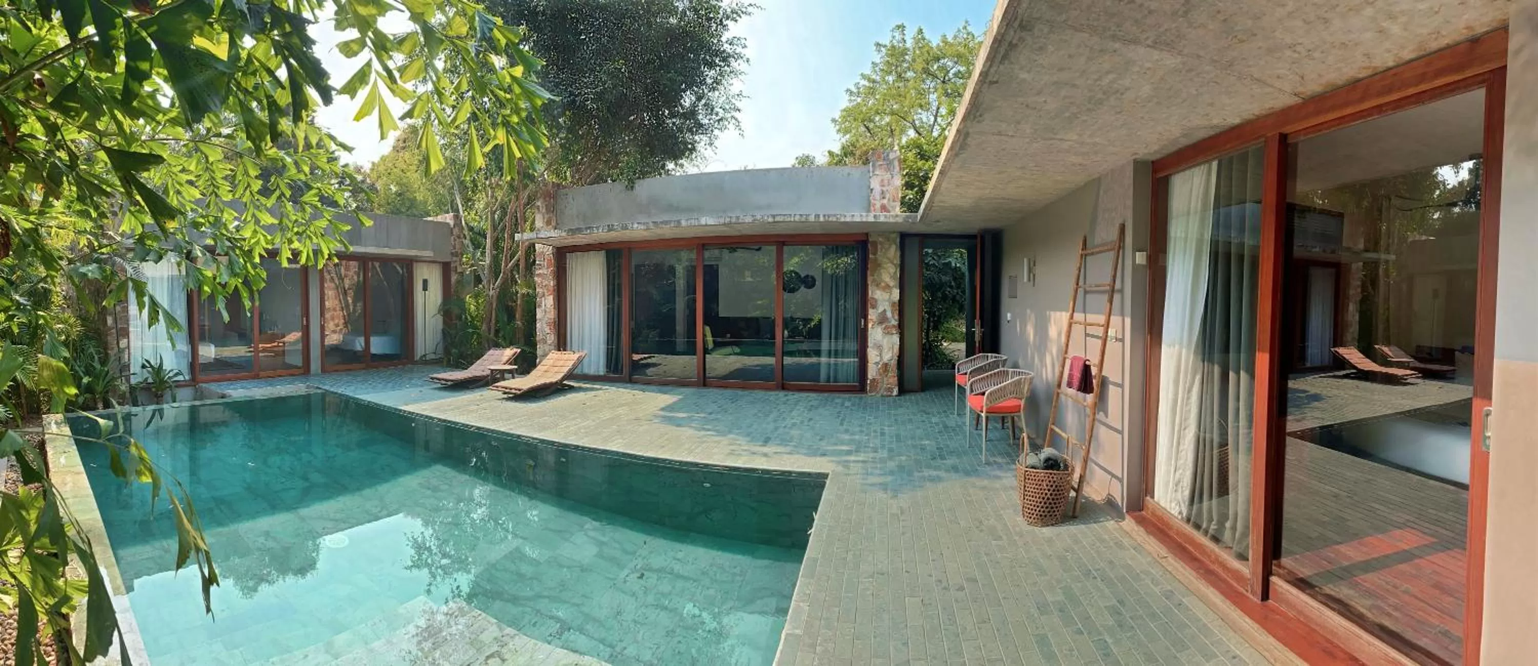 Swimming pool in Templation Hotel