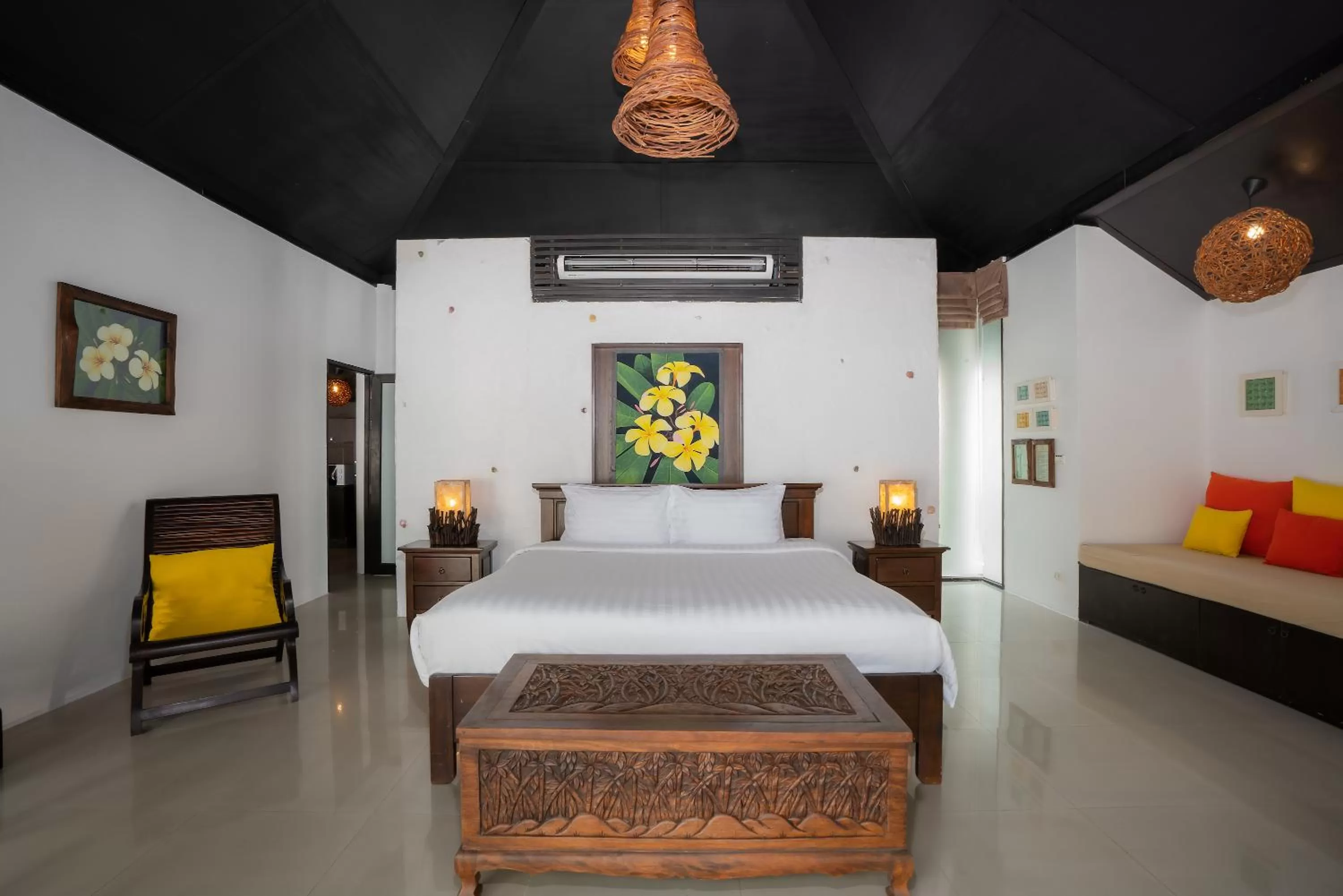 Bed in Dhevan Dara Resort & Spa Hua Hin - Pool Villa