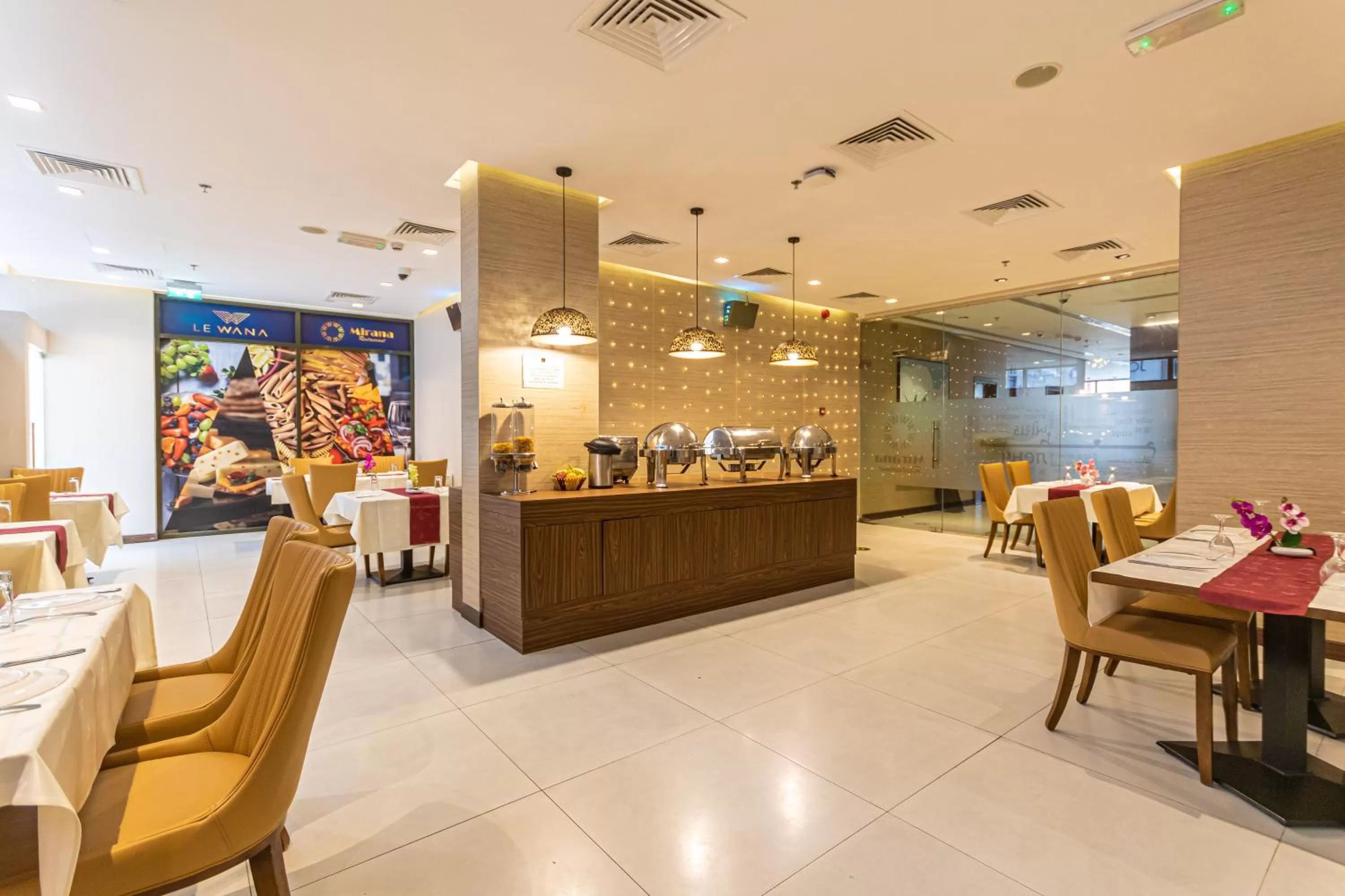 Restaurant/places to eat in Le Wana Hotel