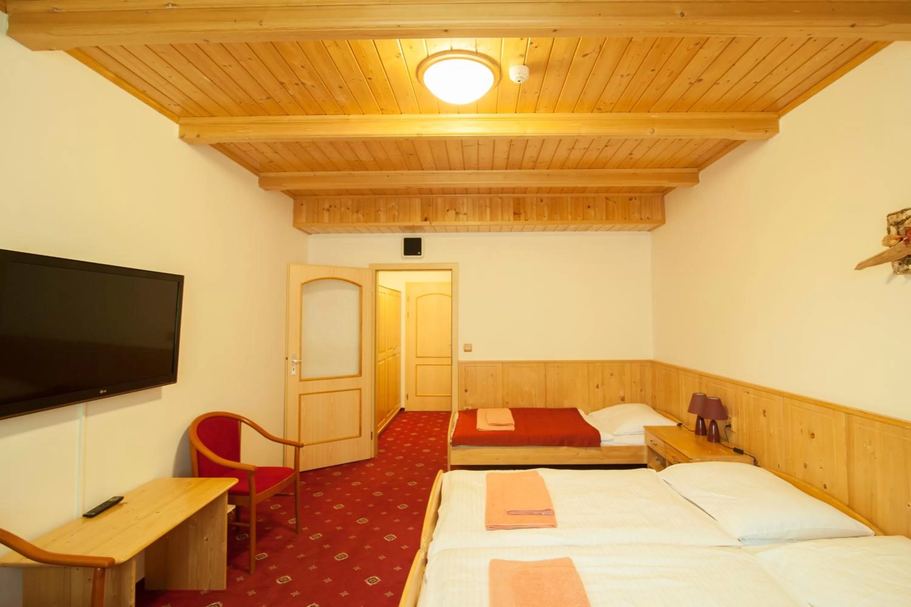 Bedroom, Bed in Sport-V-Hotel