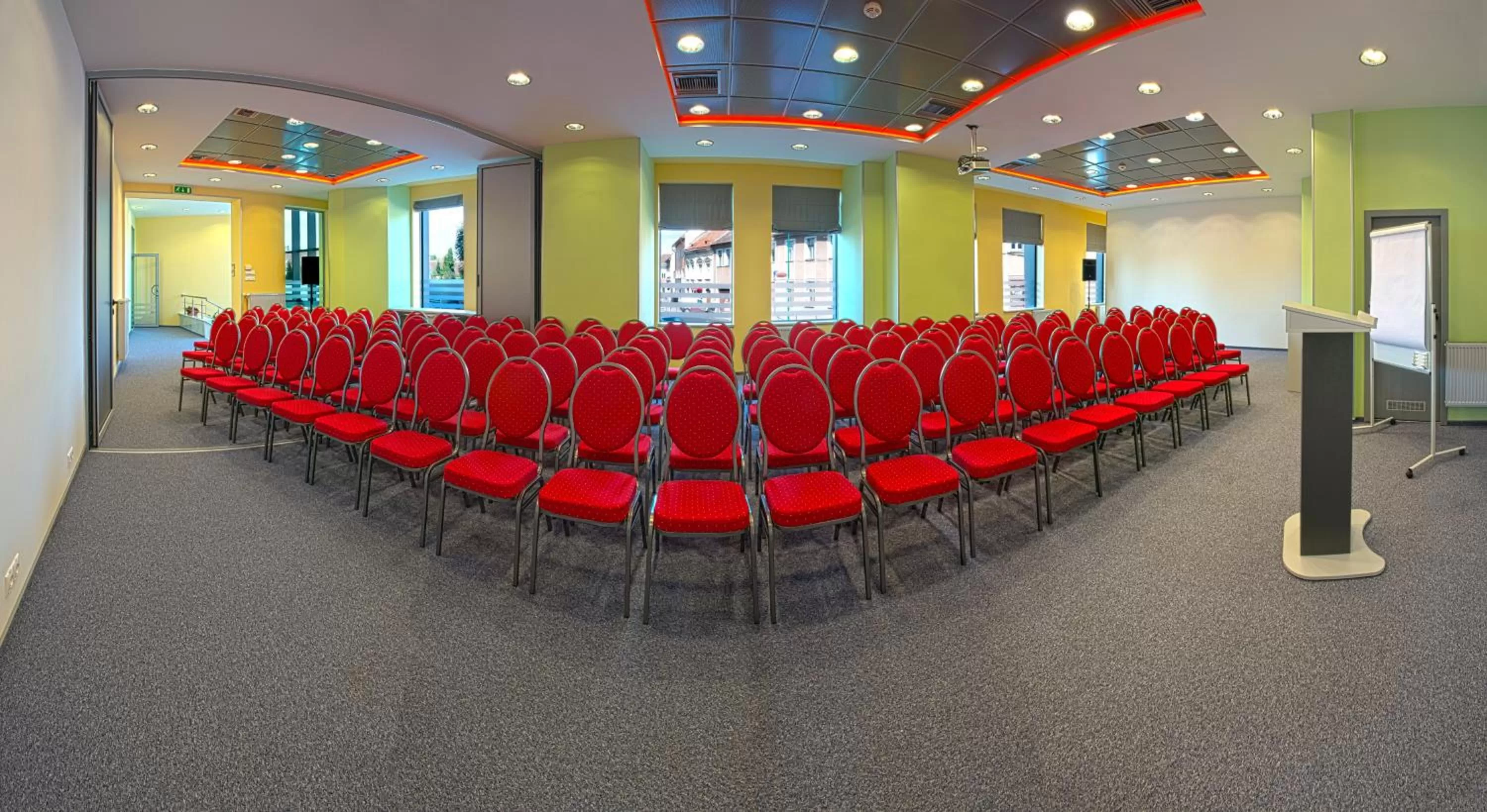 Business facilities in Hotel Ambient