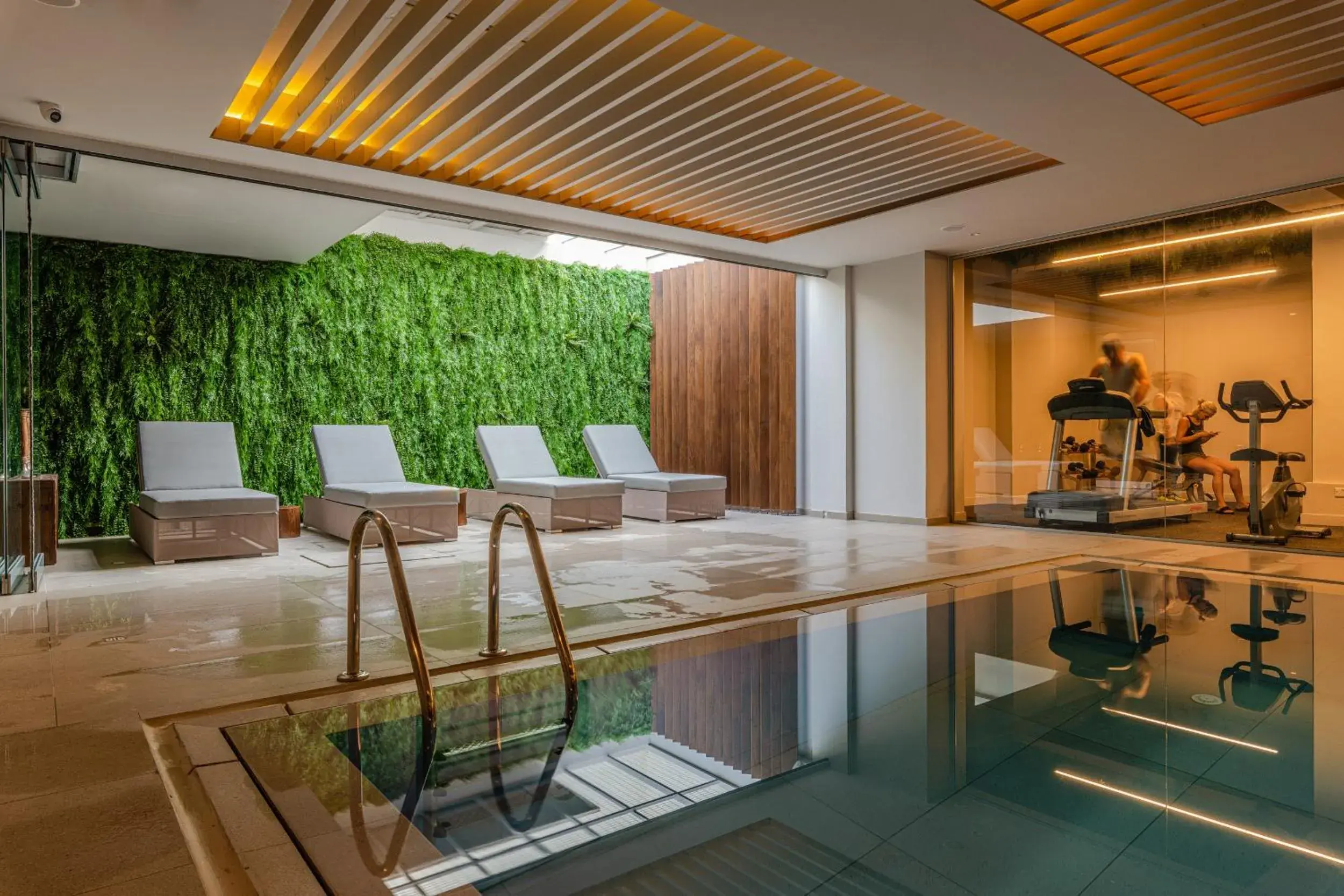 Nelia Beach Hotel & Spa Nelia Beach Hotel & Spa