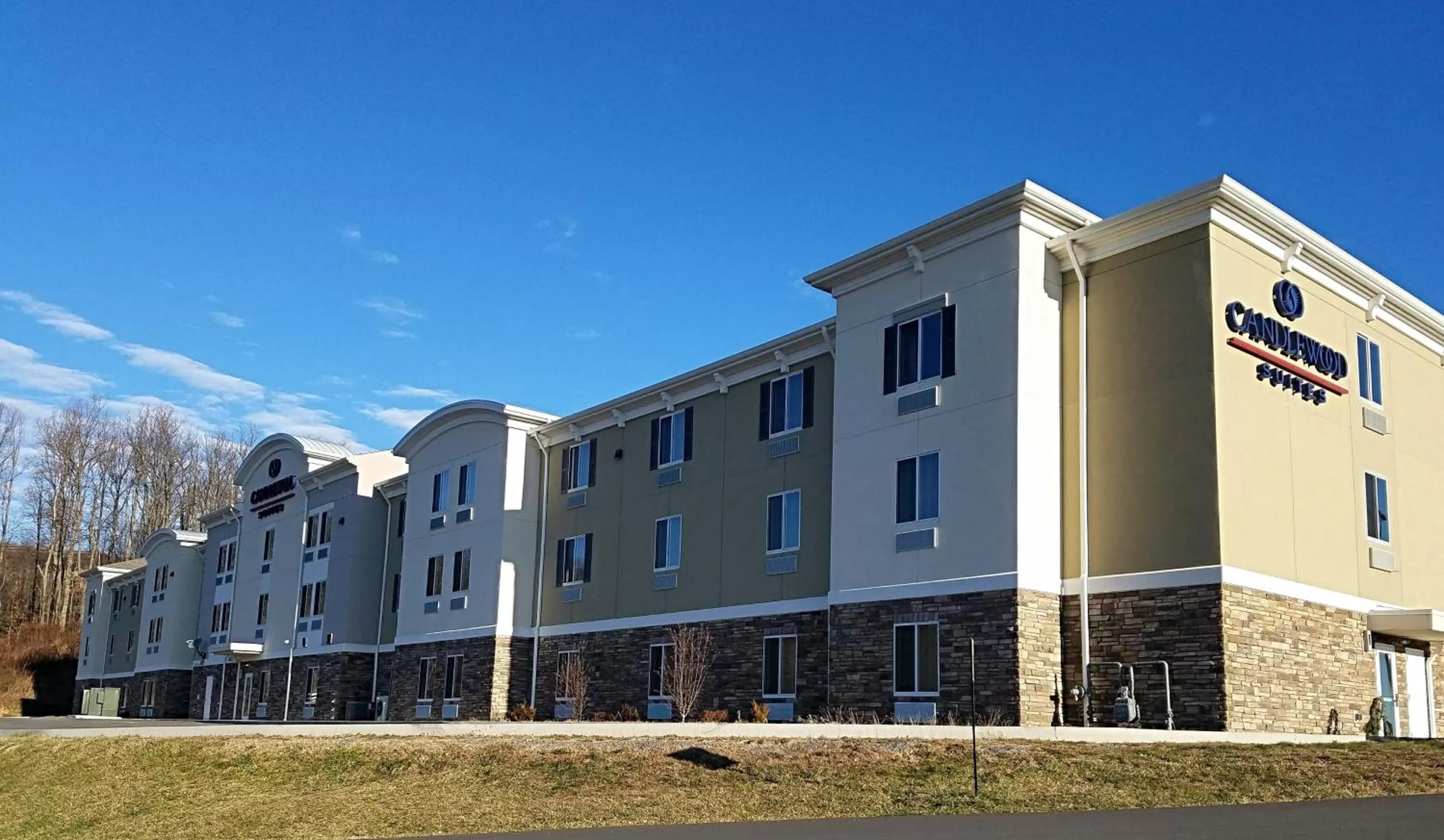 Property building in Candlewood Suites Morgantown-Univ West Virginia by IHG